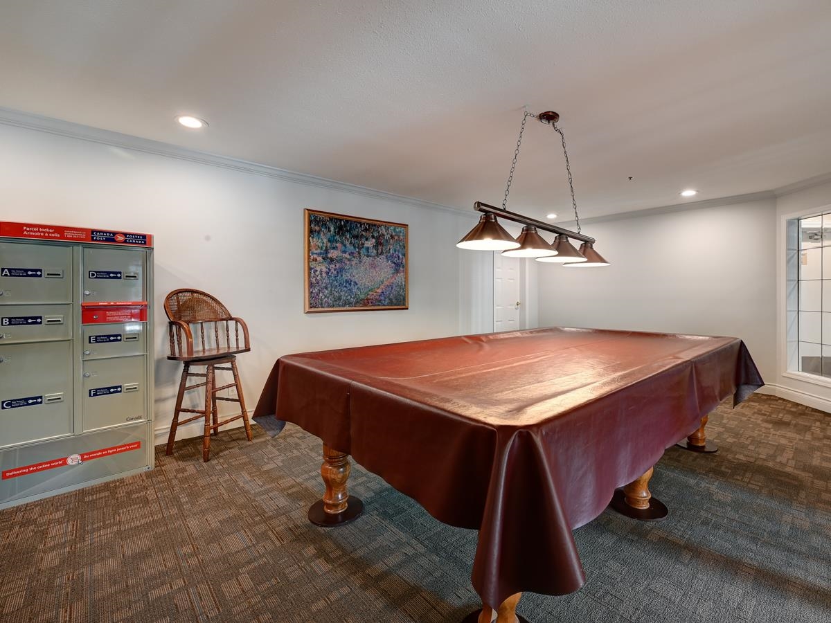 201 7600 MOFFATT ROAD Unit: 201