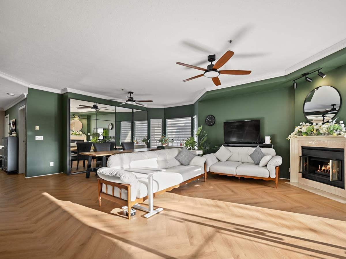 201 7600 MOFFATT ROAD Unit: 201