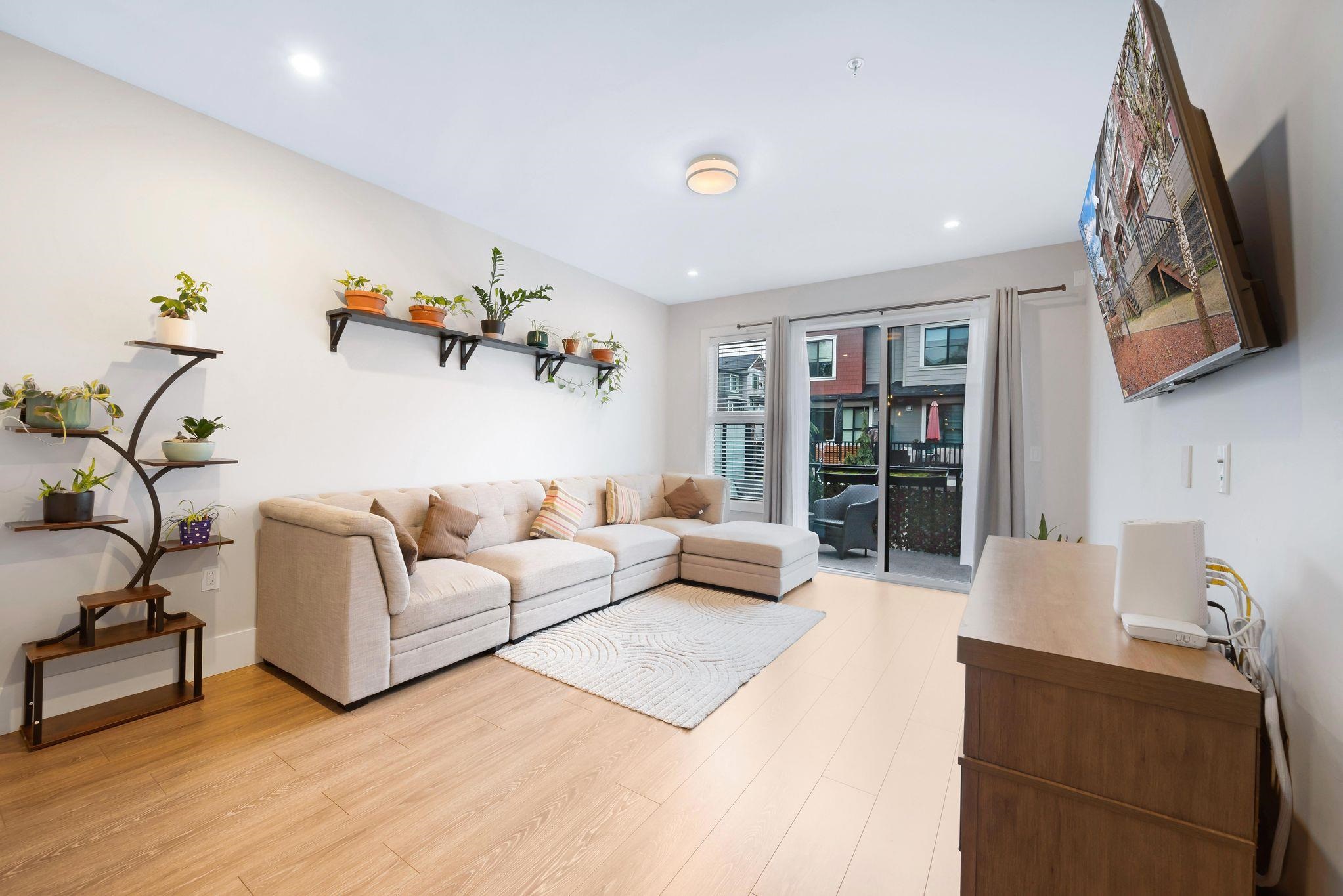 56 13260 236 STREET Unit: 56