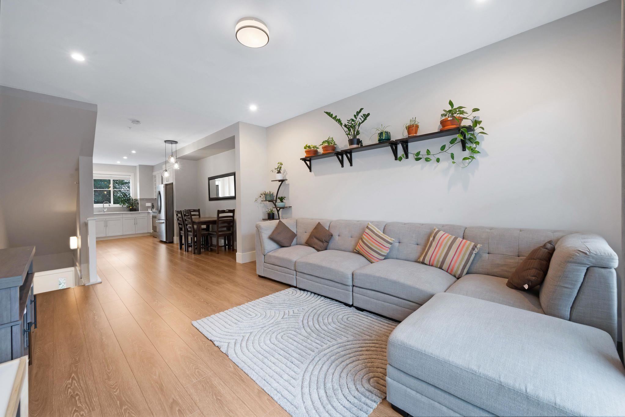 56 13260 236 STREET Unit: 56