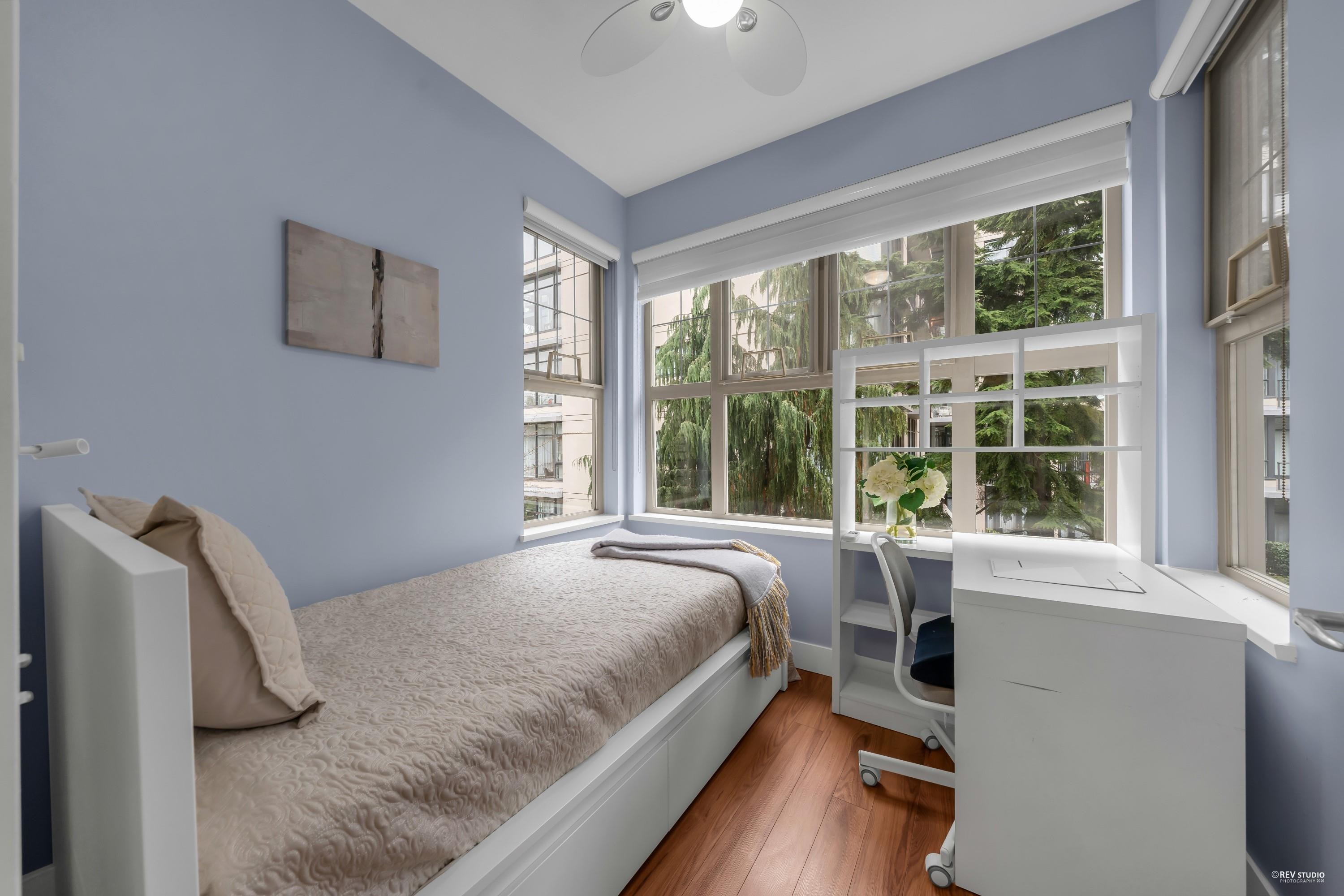 1305 4655 VALLEY DRIVE Unit: 1305