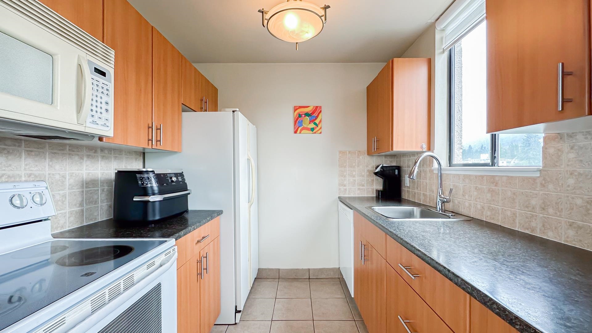 605 555 13TH STREET Unit: 605