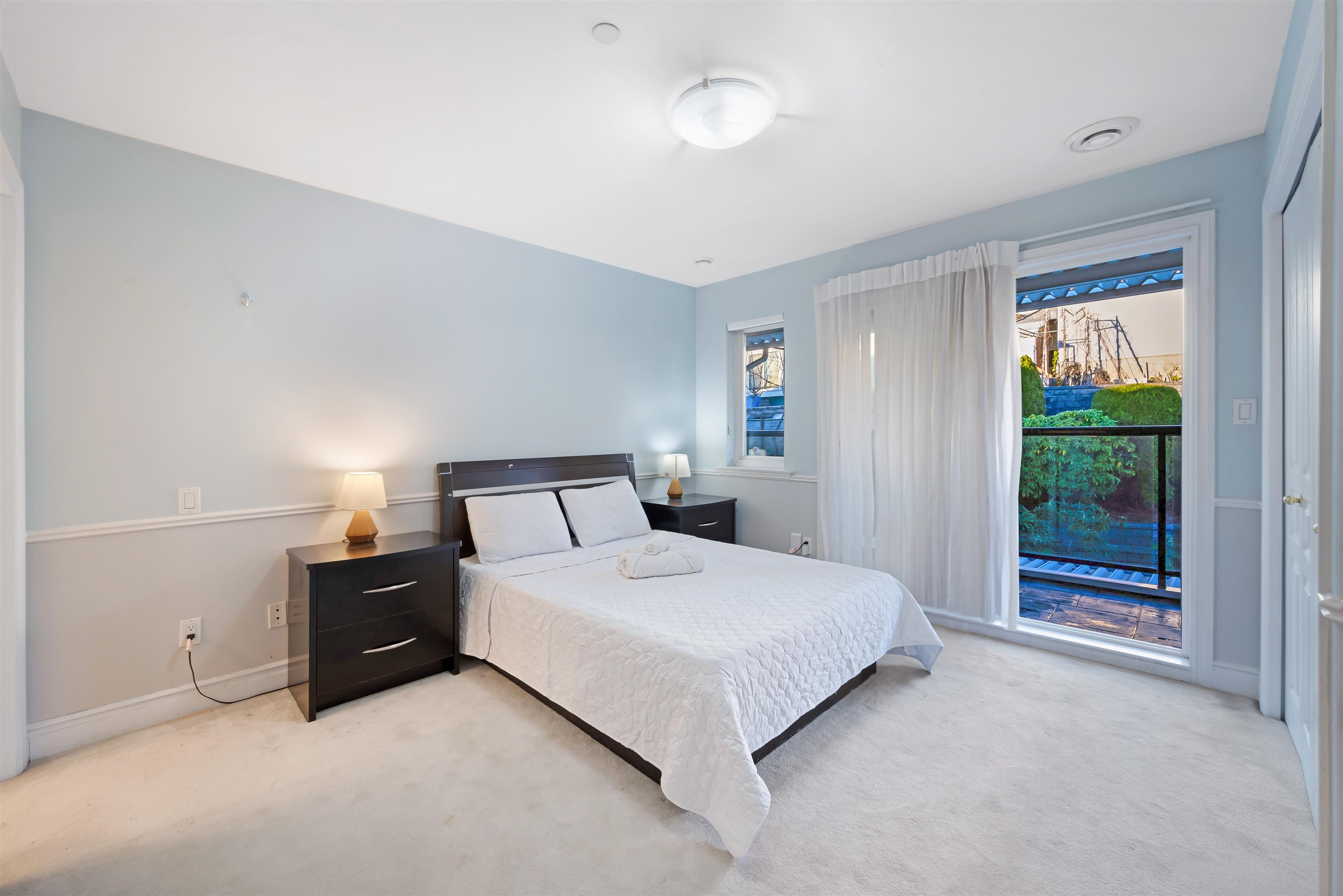 2195 HARRISON STREET