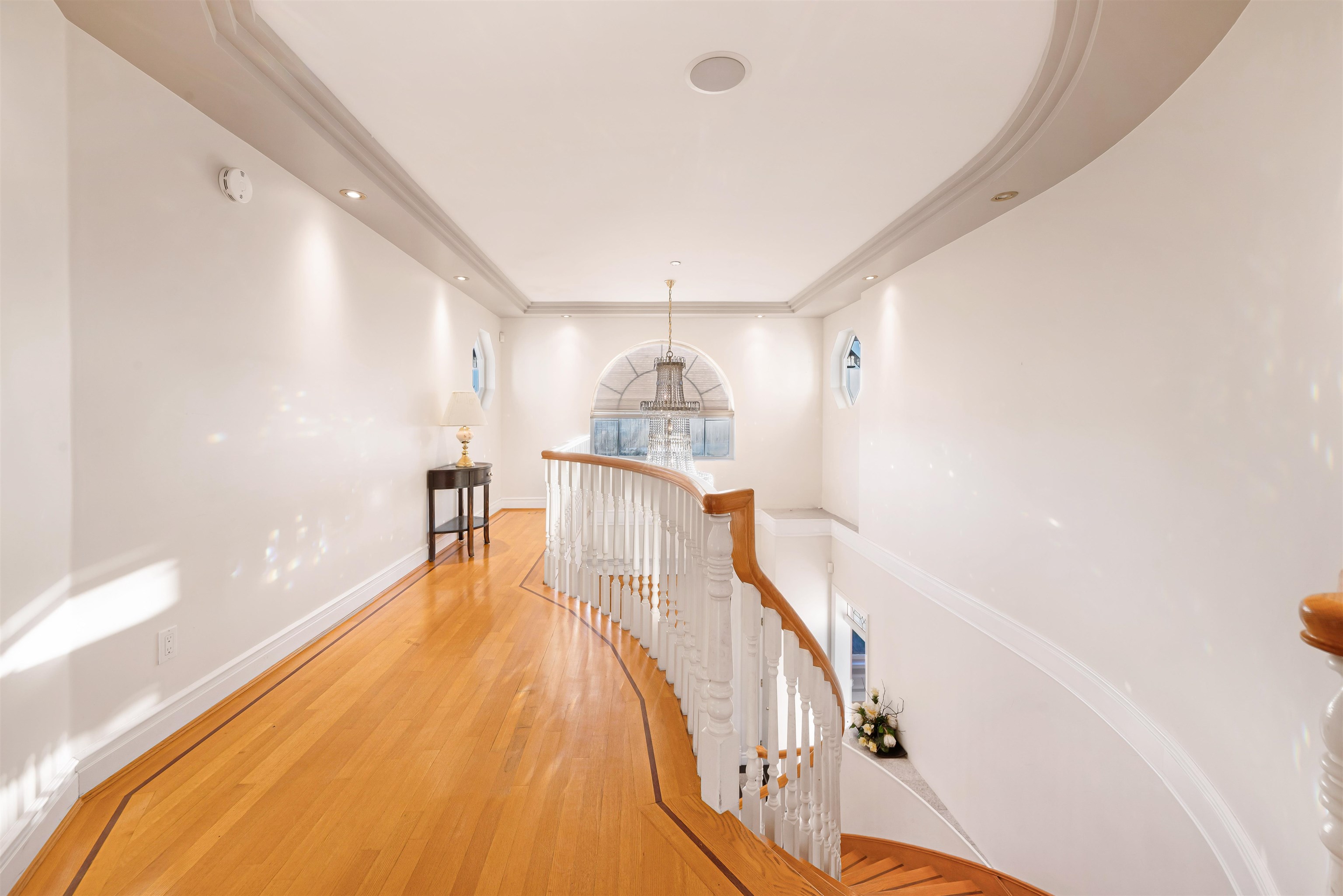 2195 HARRISON STREET