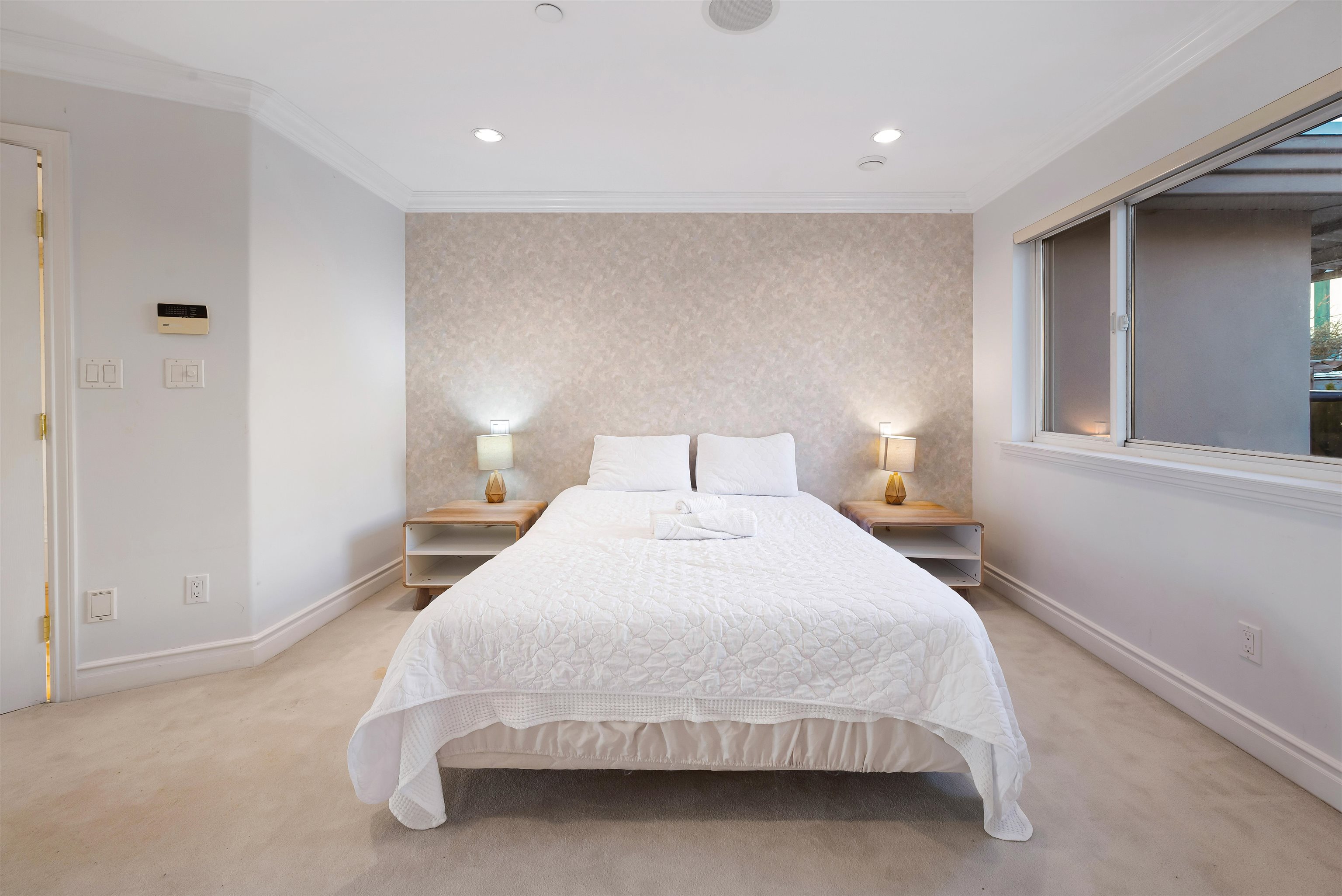 2195 HARRISON STREET