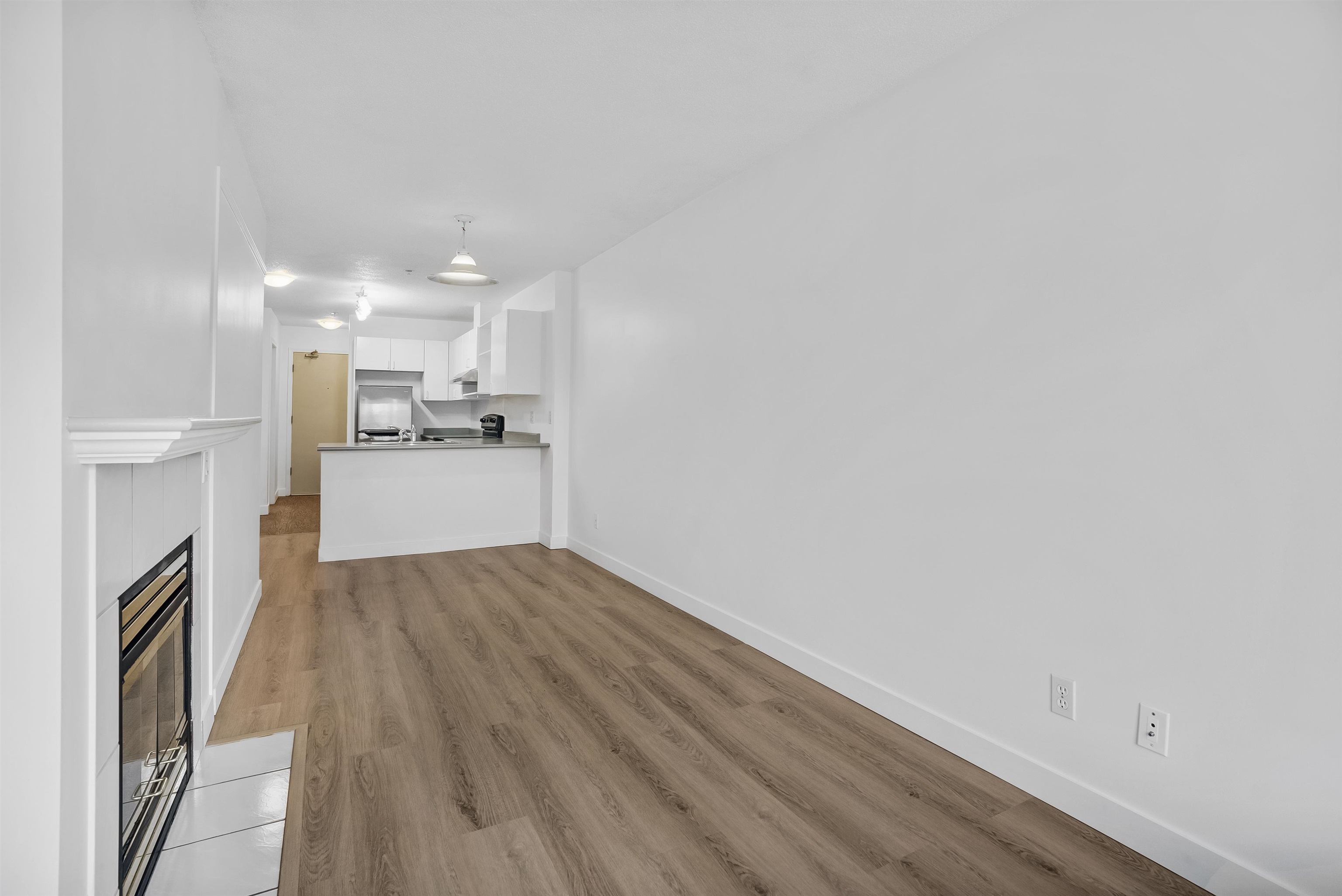 404 12110 80TH AVENUE Unit: 404