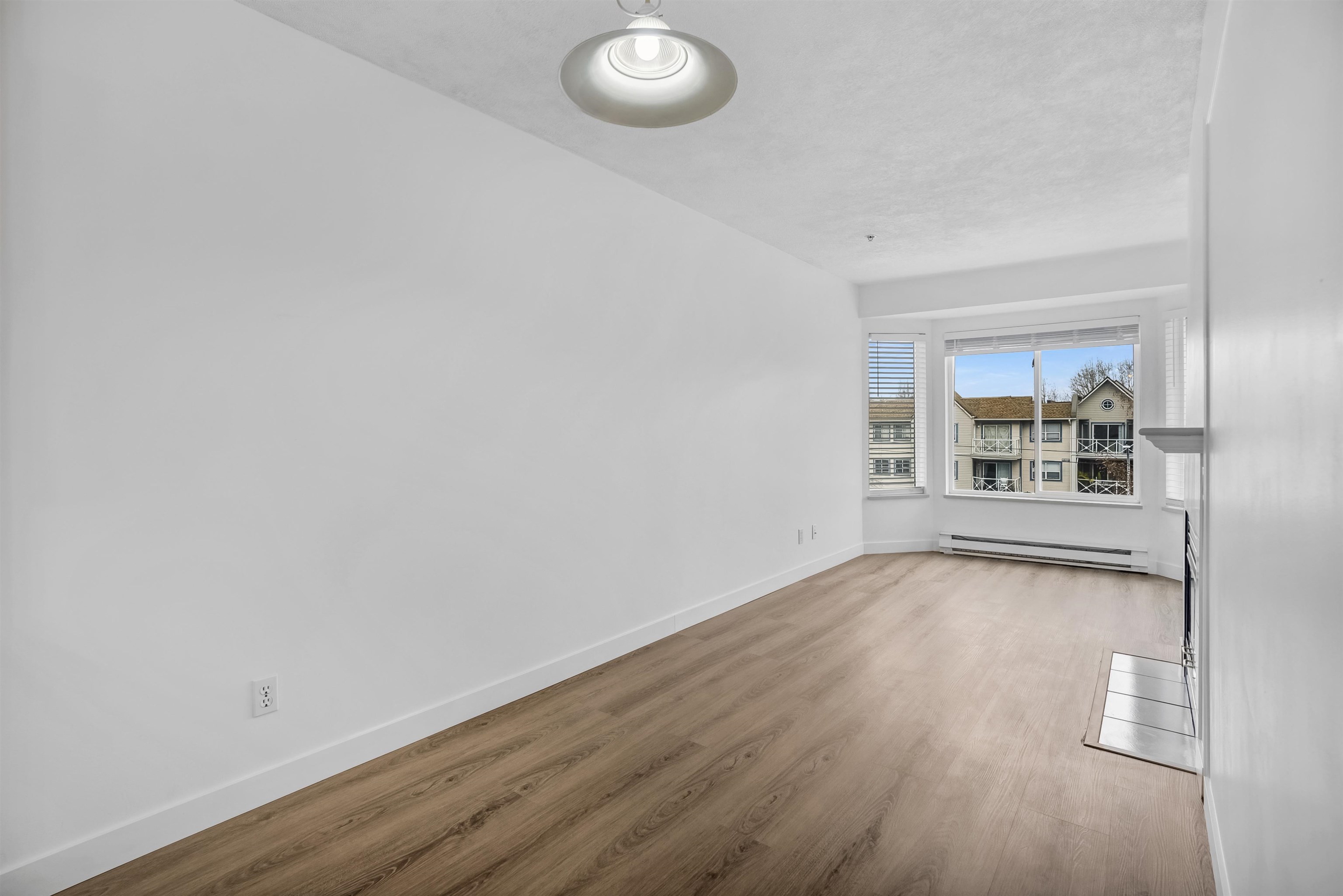 404 12110 80TH AVENUE Unit: 404