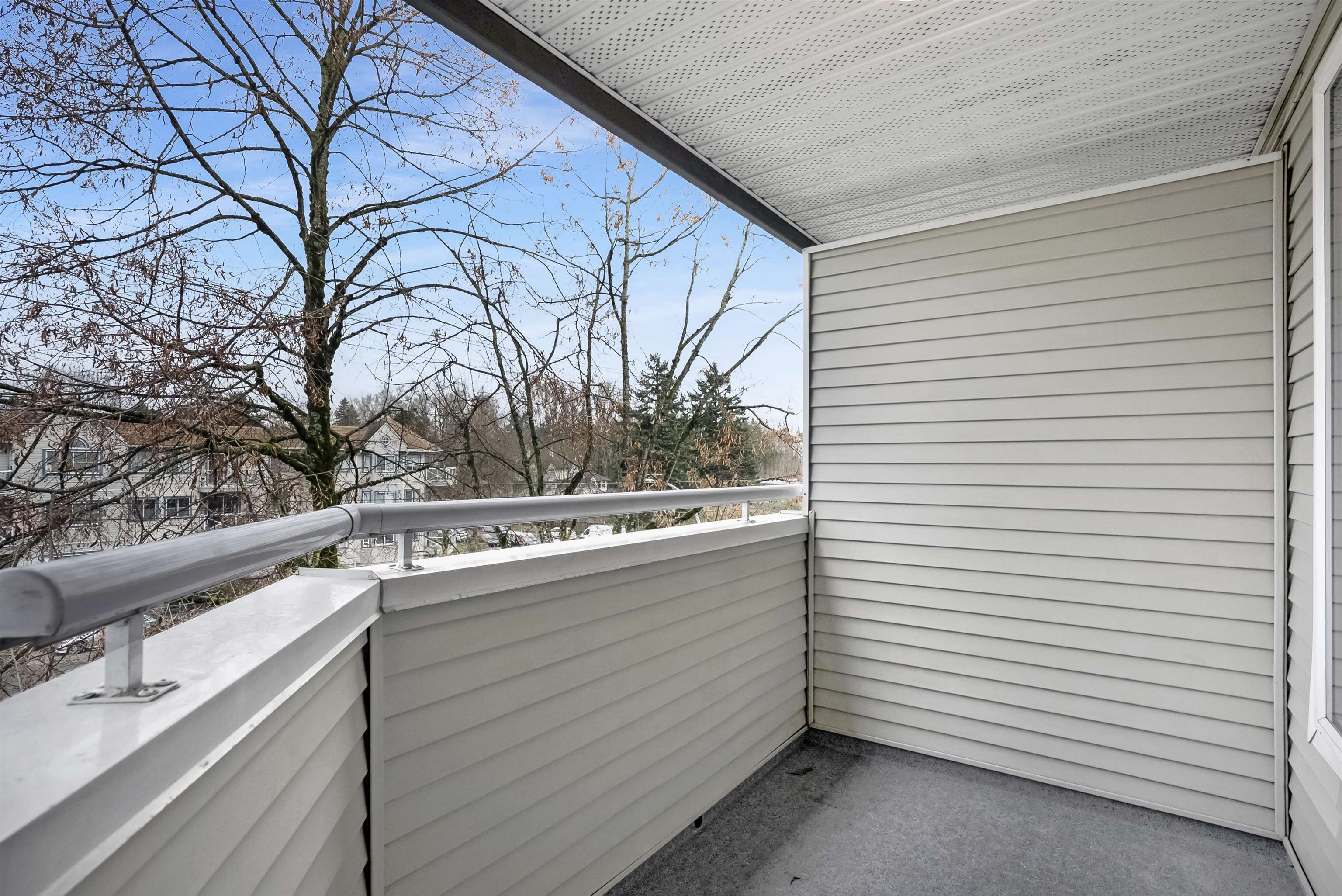 404 12110 80TH AVENUE Unit: 404