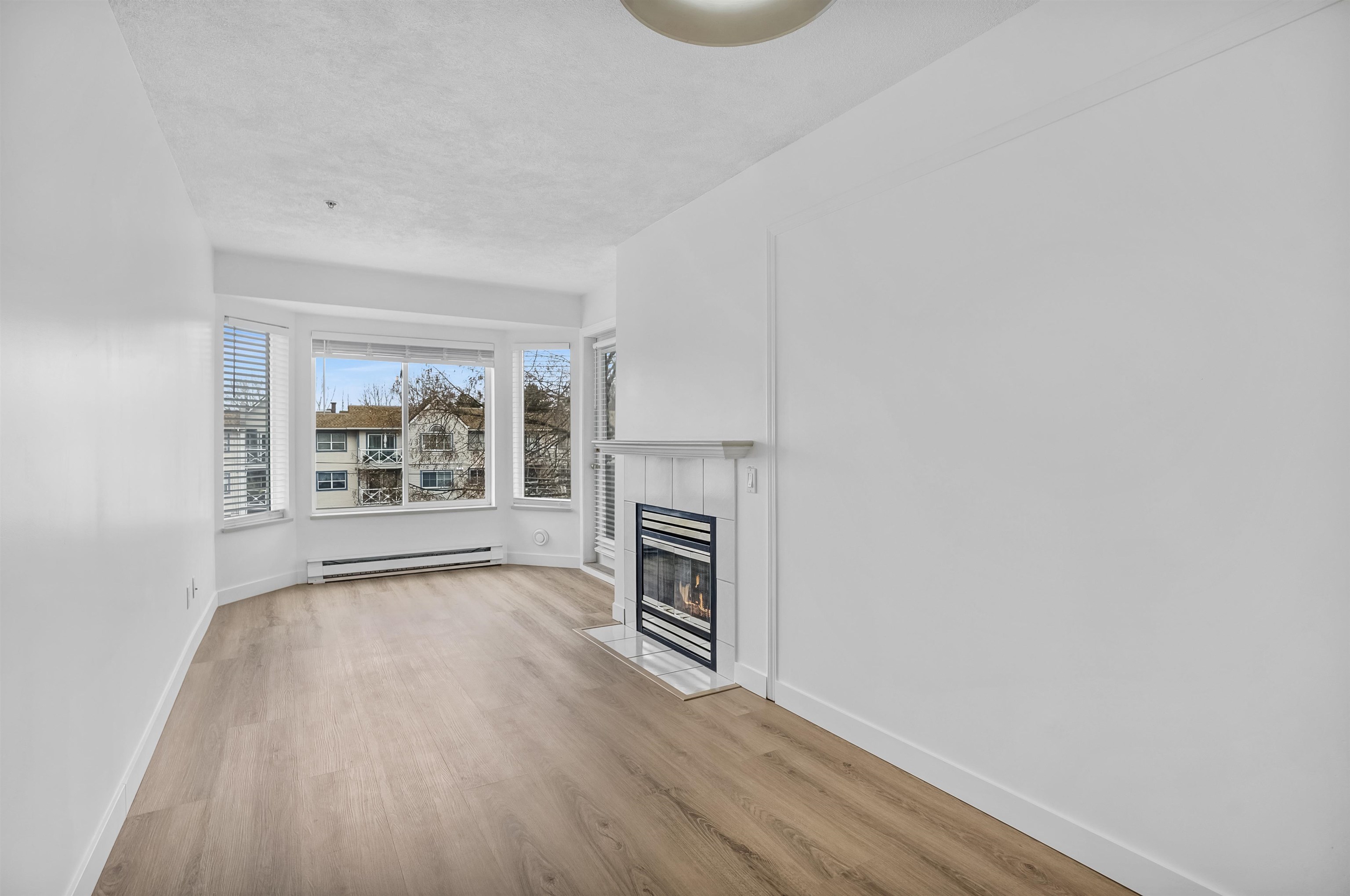 404 12110 80TH AVENUE Unit: 404