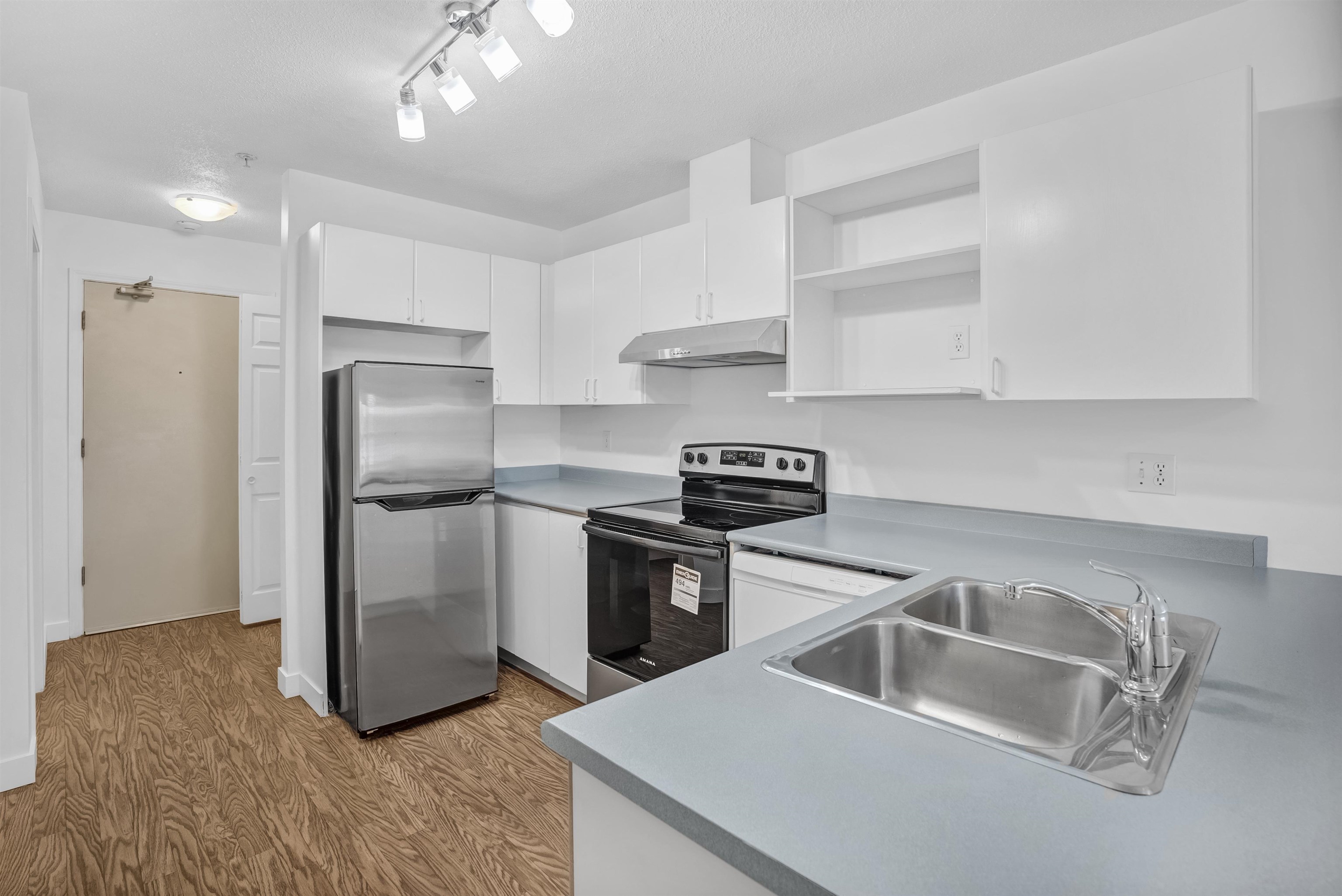 404 12110 80TH AVENUE Unit: 404