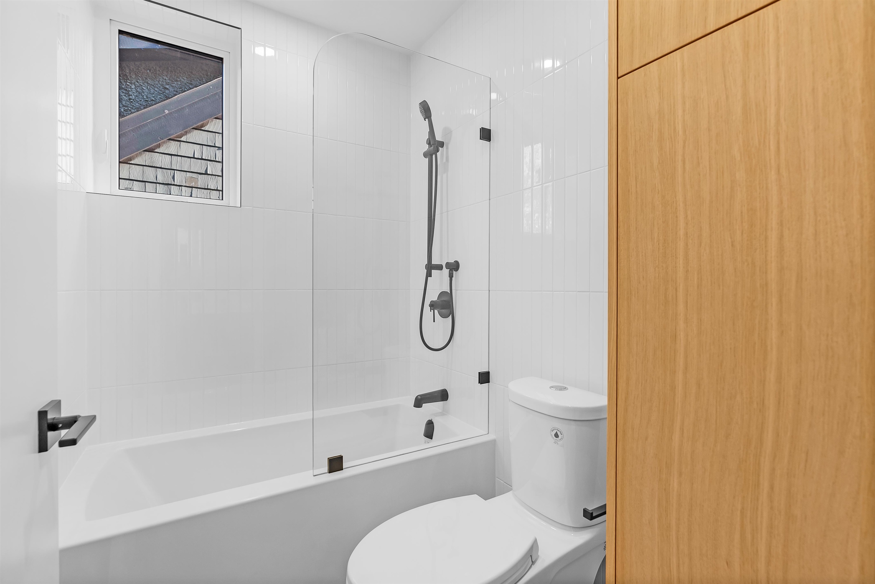 1 2764 W 14TH AVENUE Unit: 1