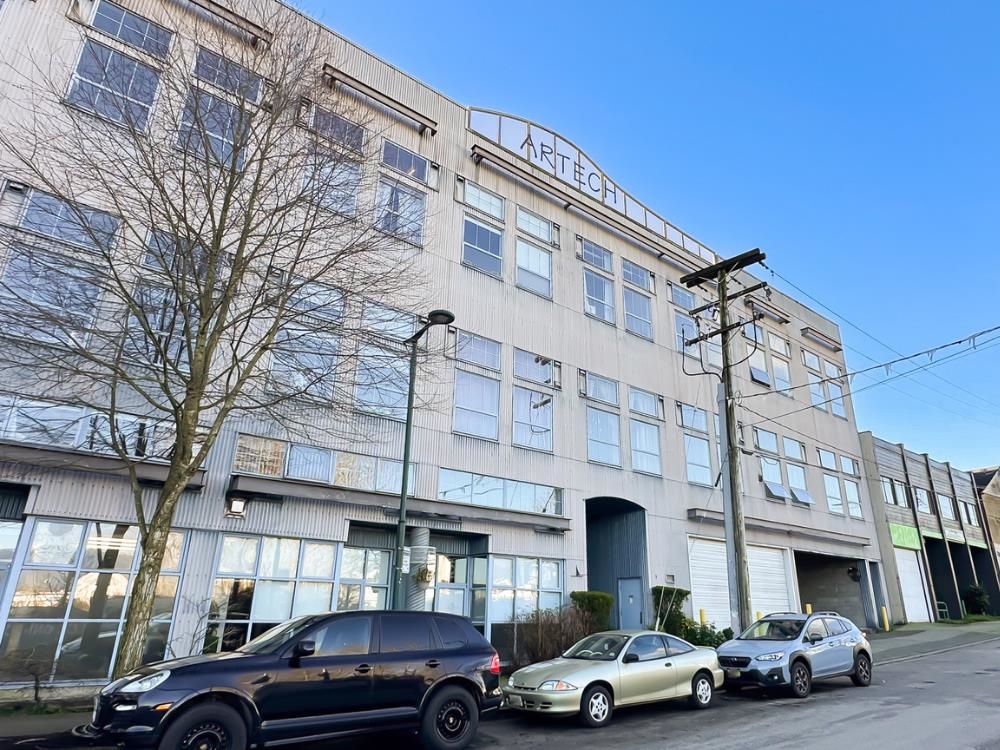 315 336 E 1ST AVENUE Unit: 315