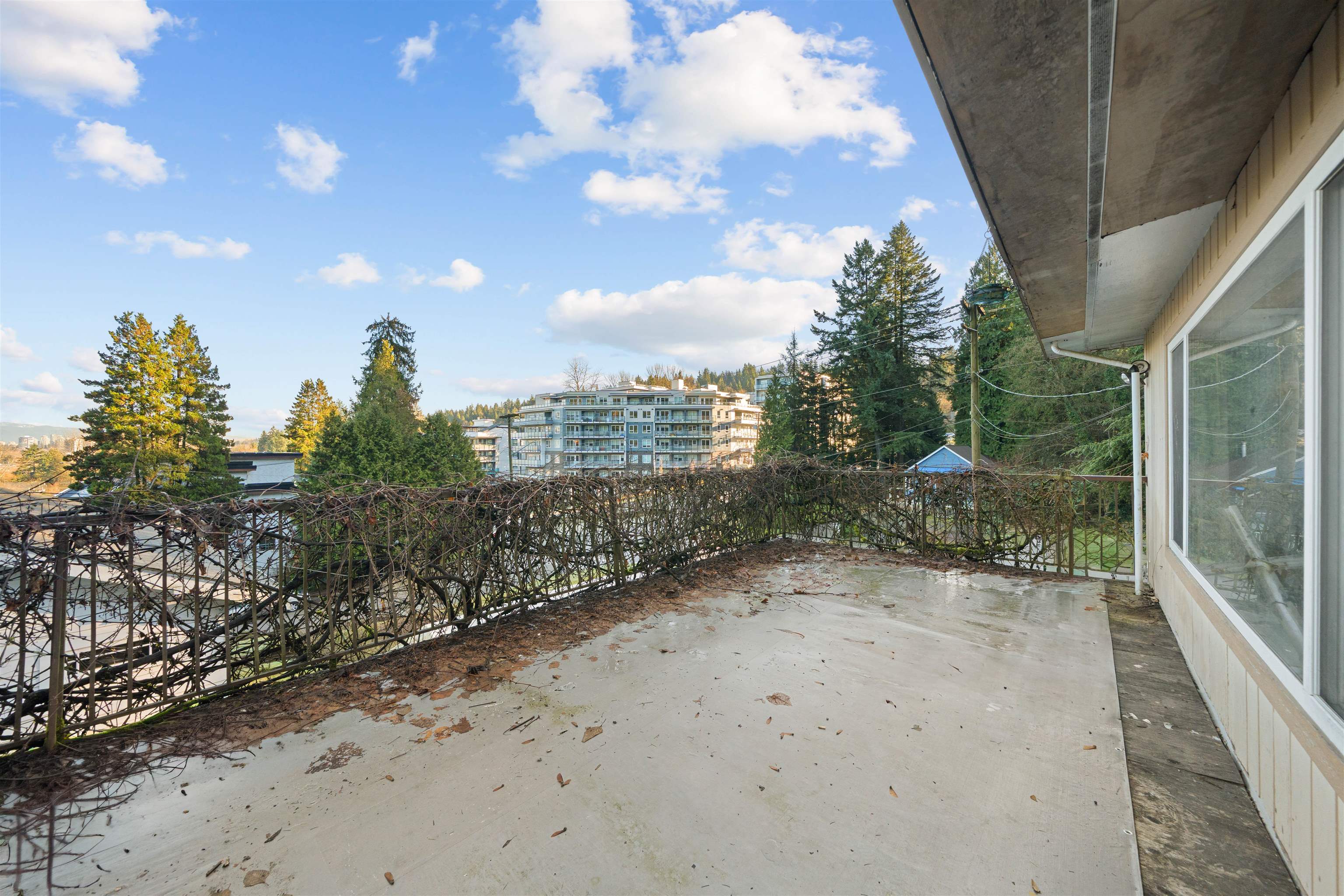 1940 ST JOHNS STREET