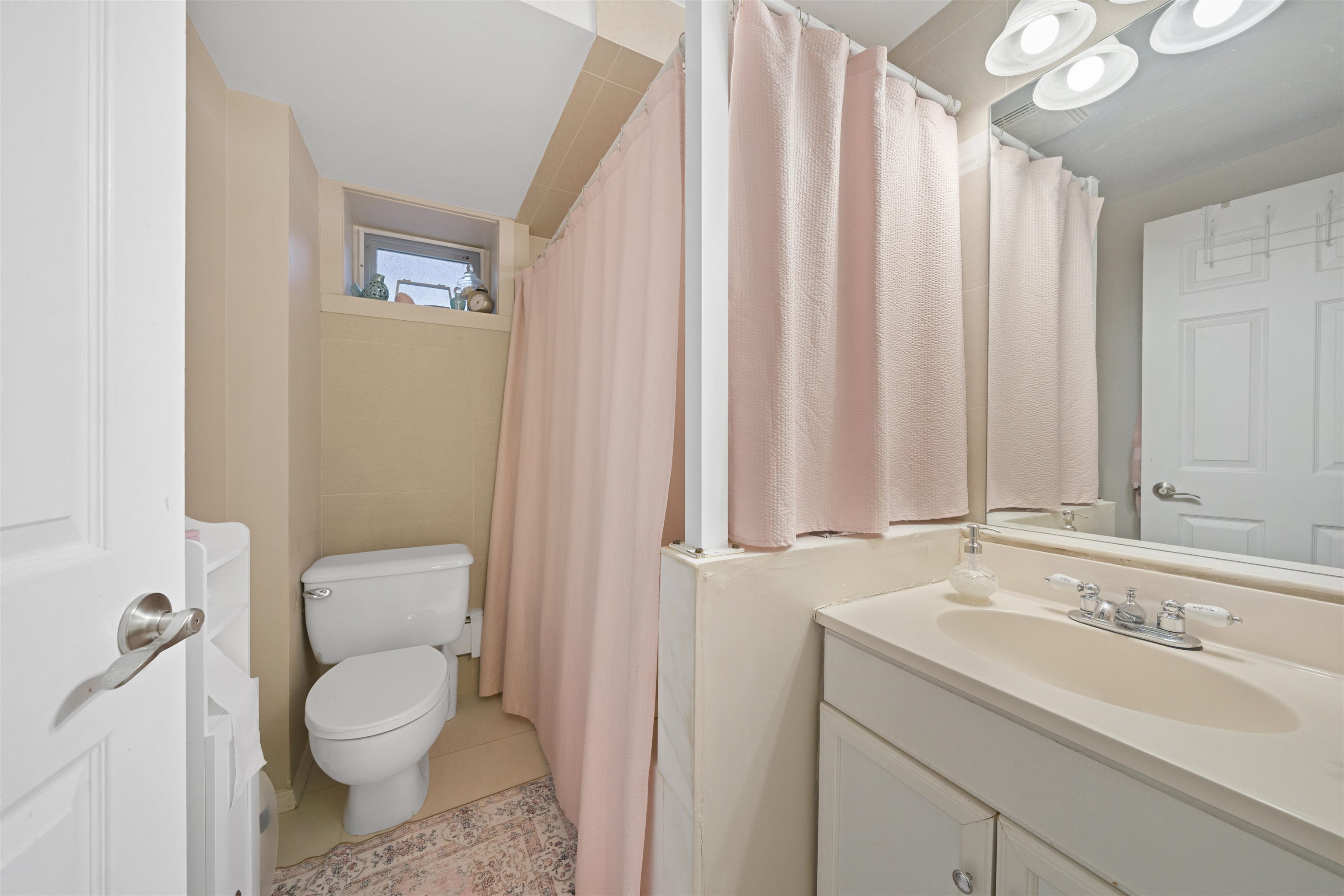 1940 ST JOHNS STREET