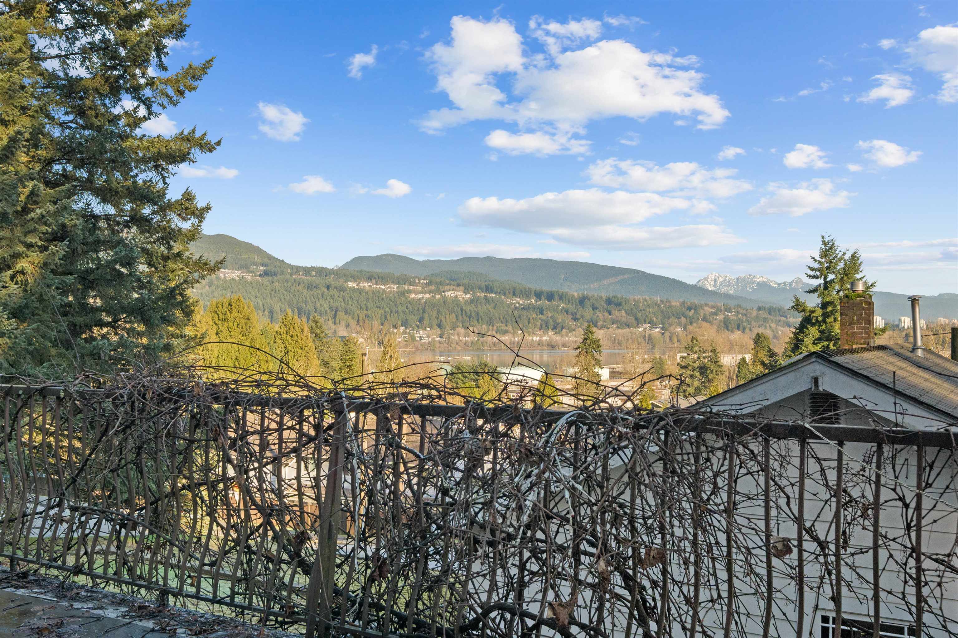 1940 ST JOHNS STREET