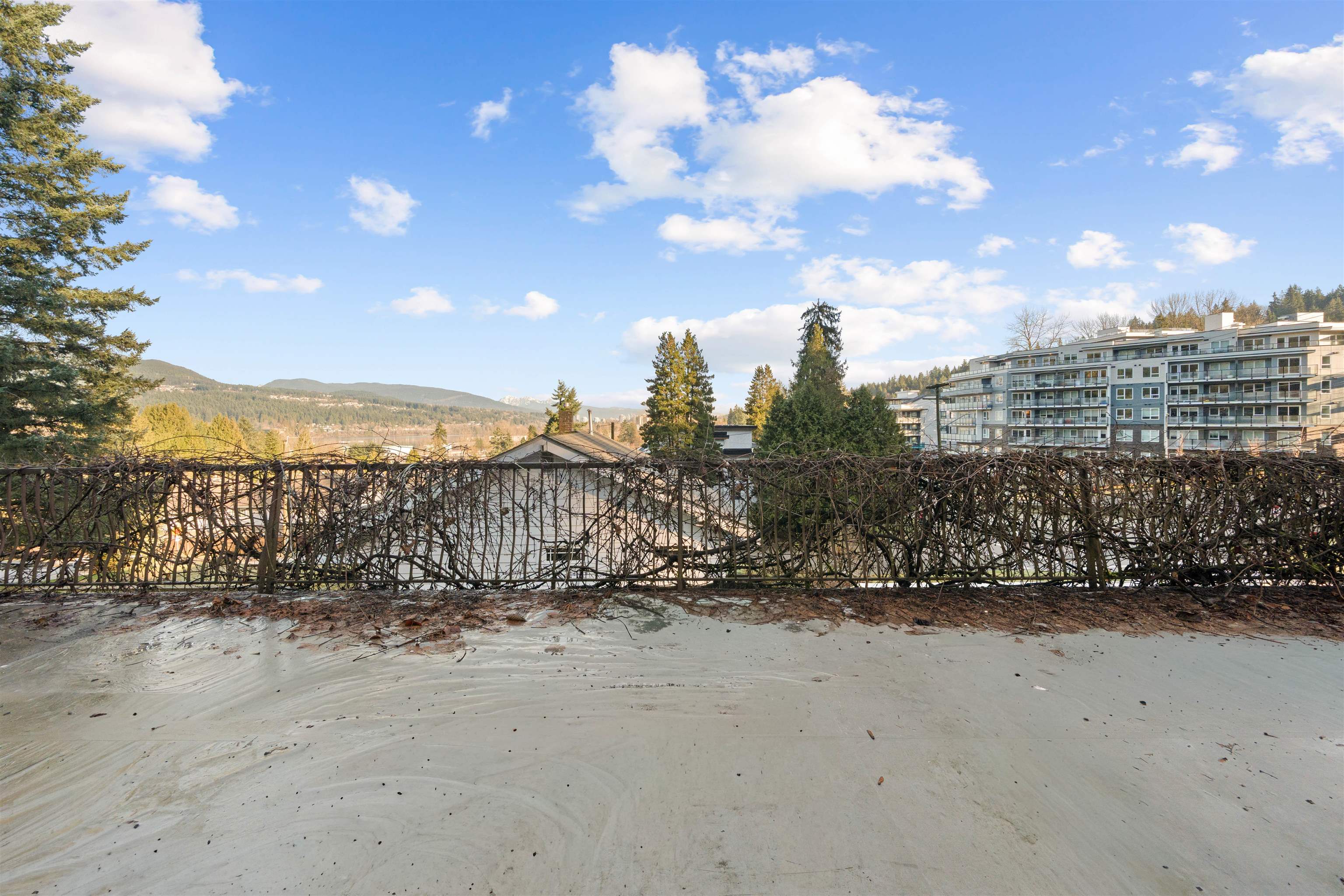 1940 ST JOHNS STREET