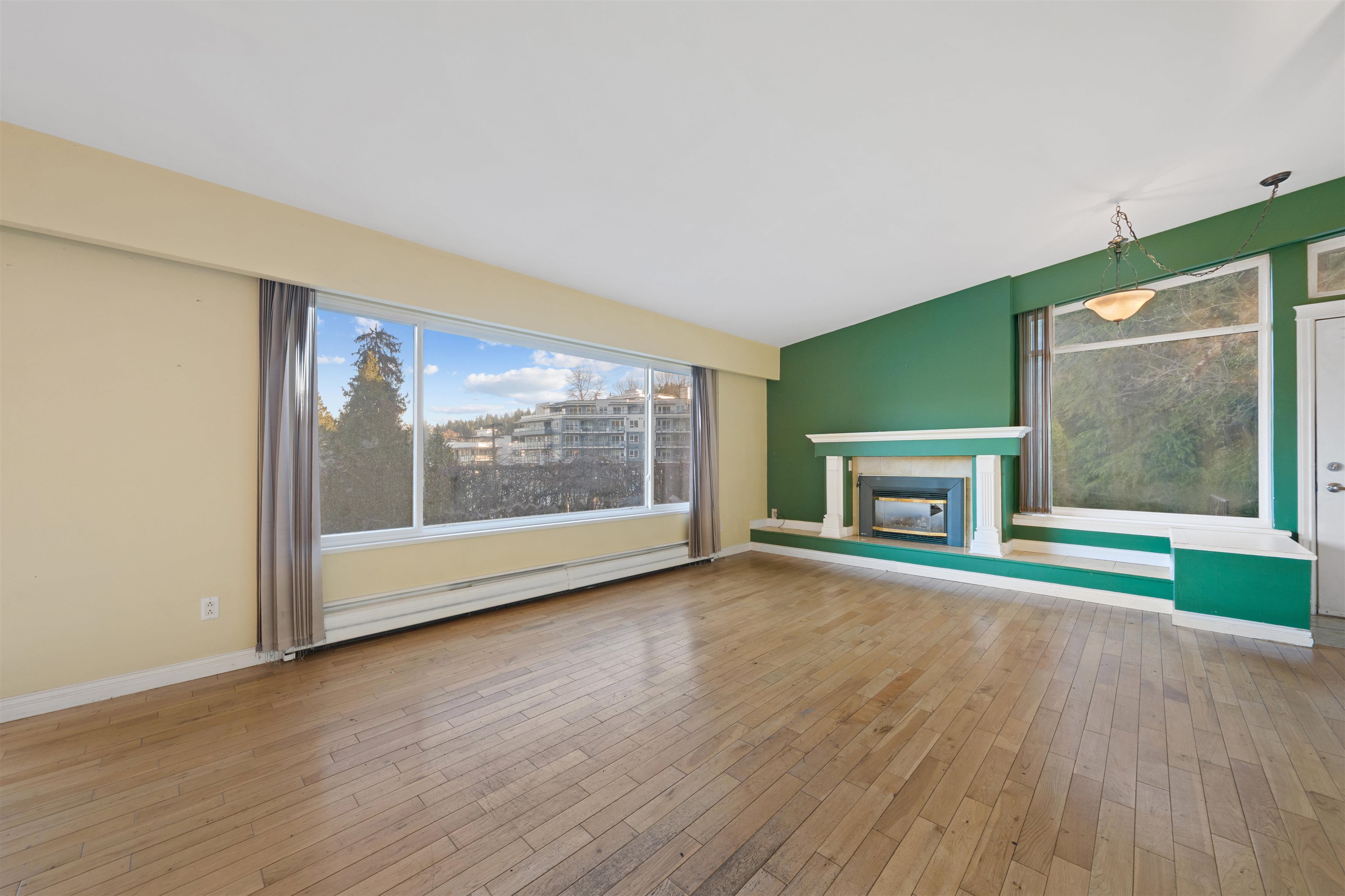 1940 ST JOHNS STREET