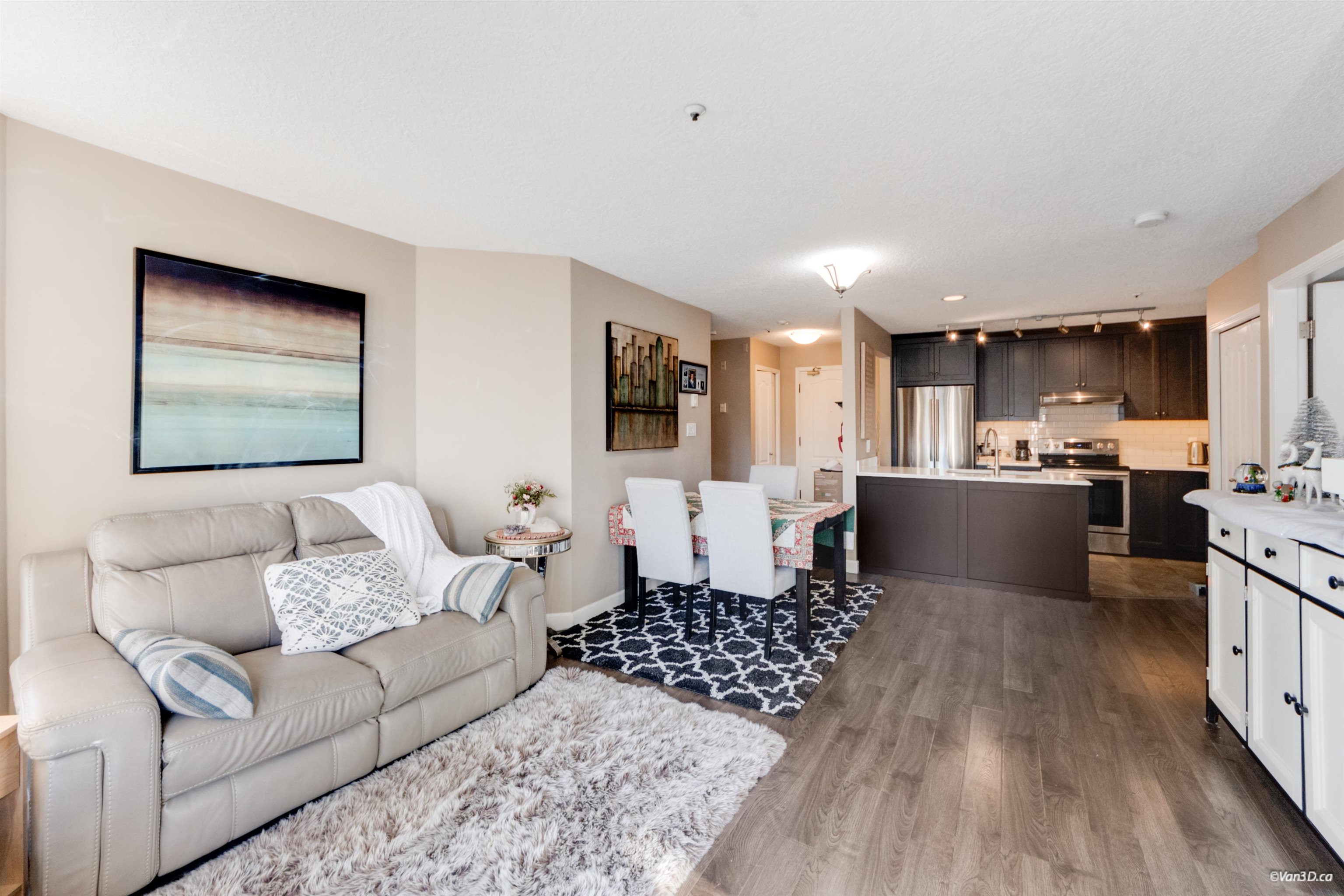 415 2978 BURLINGTON DRIVE Unit: 415