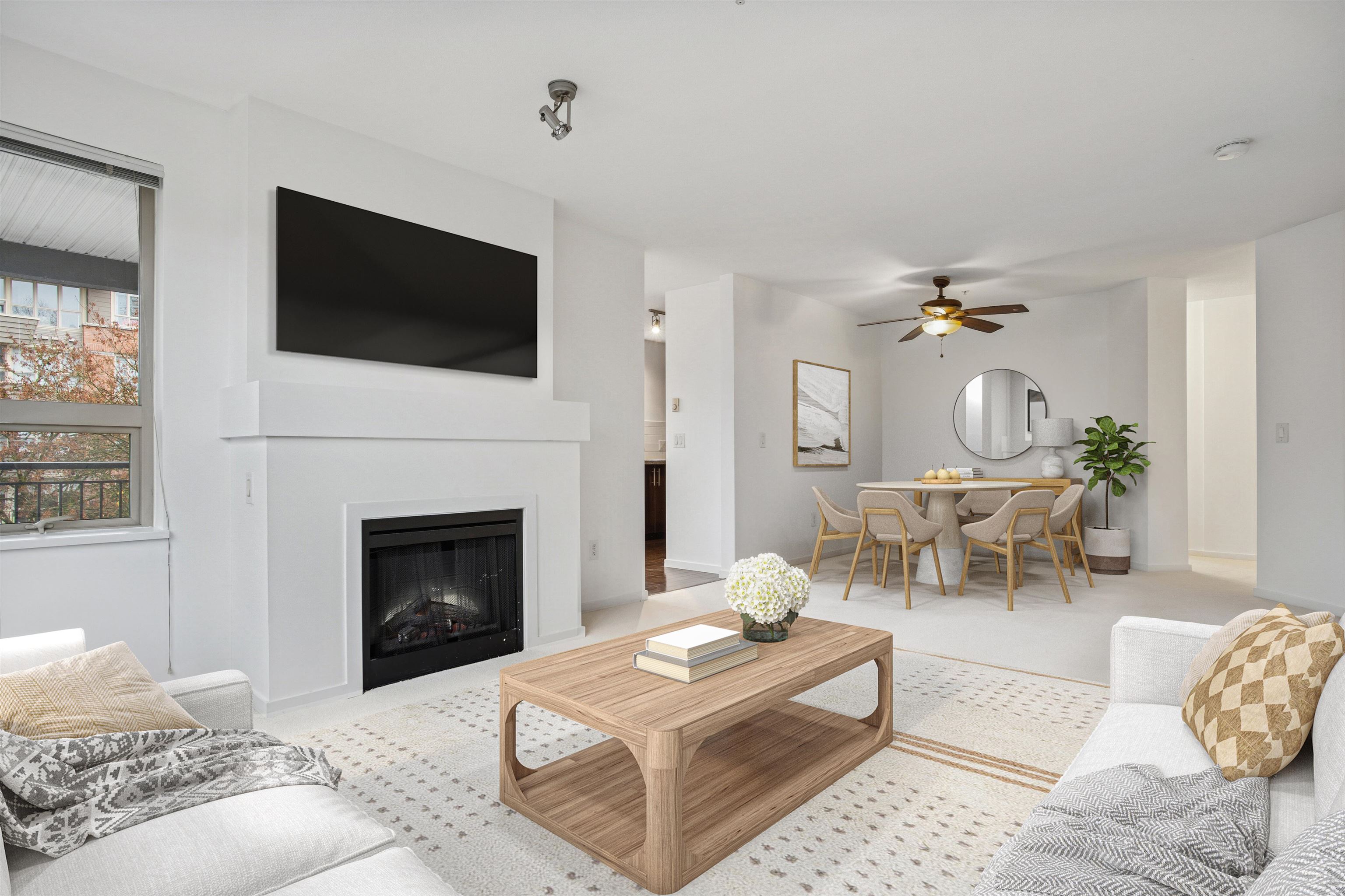 206 700 KLAHANIE DRIVE Unit: 206