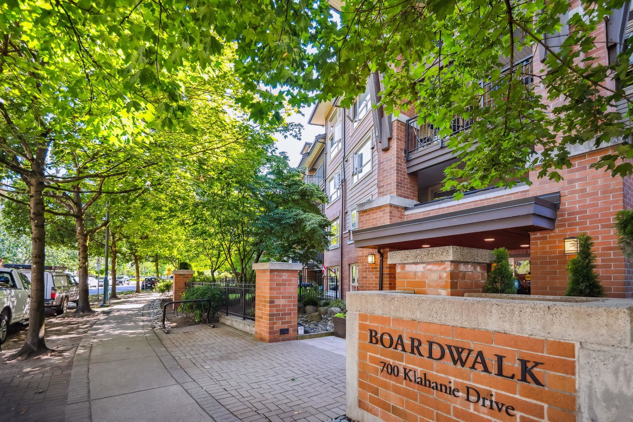 206 700 KLAHANIE DRIVE Unit: 206