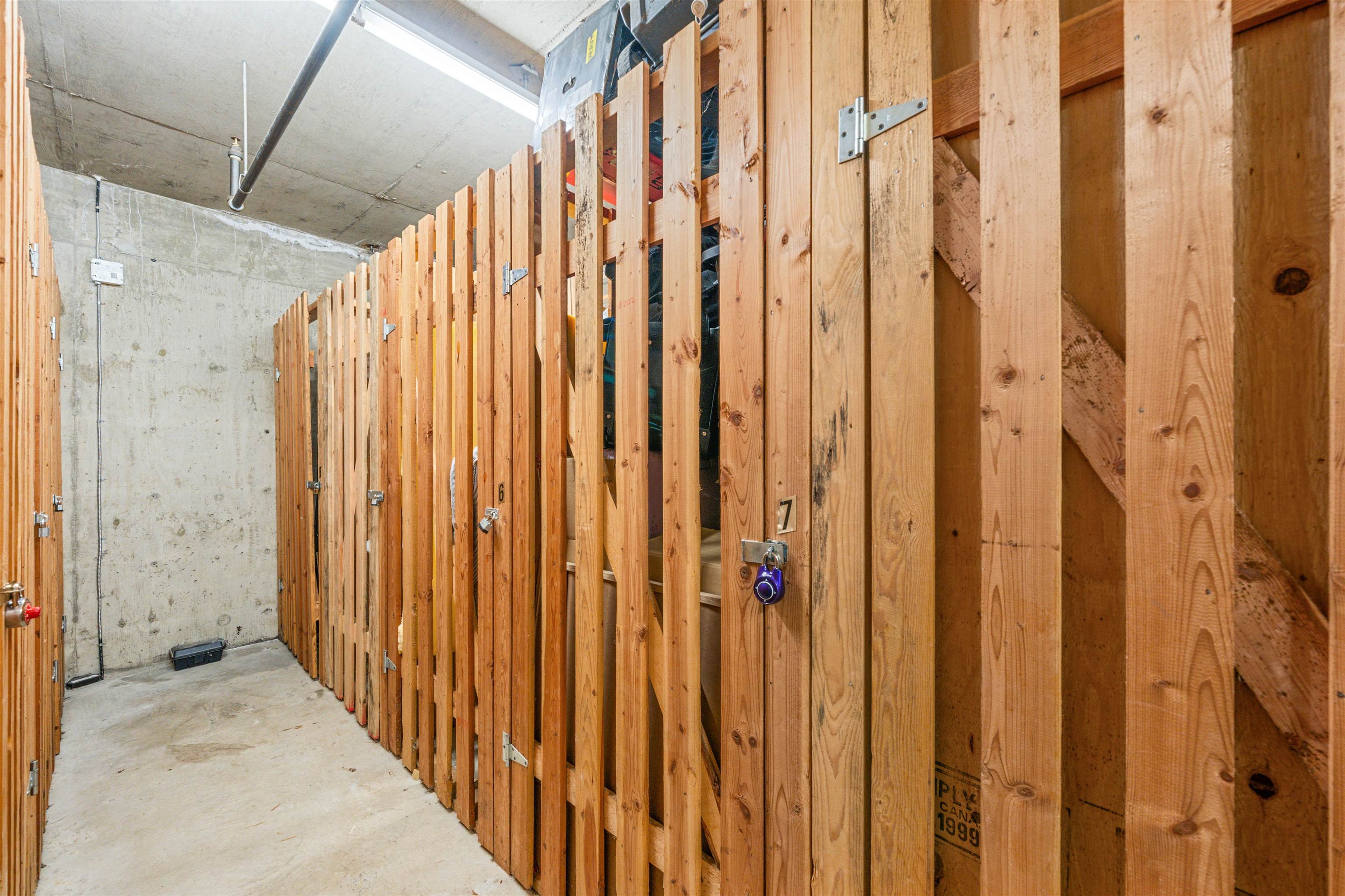 202 1333 W 7TH AVENUE Unit: 202