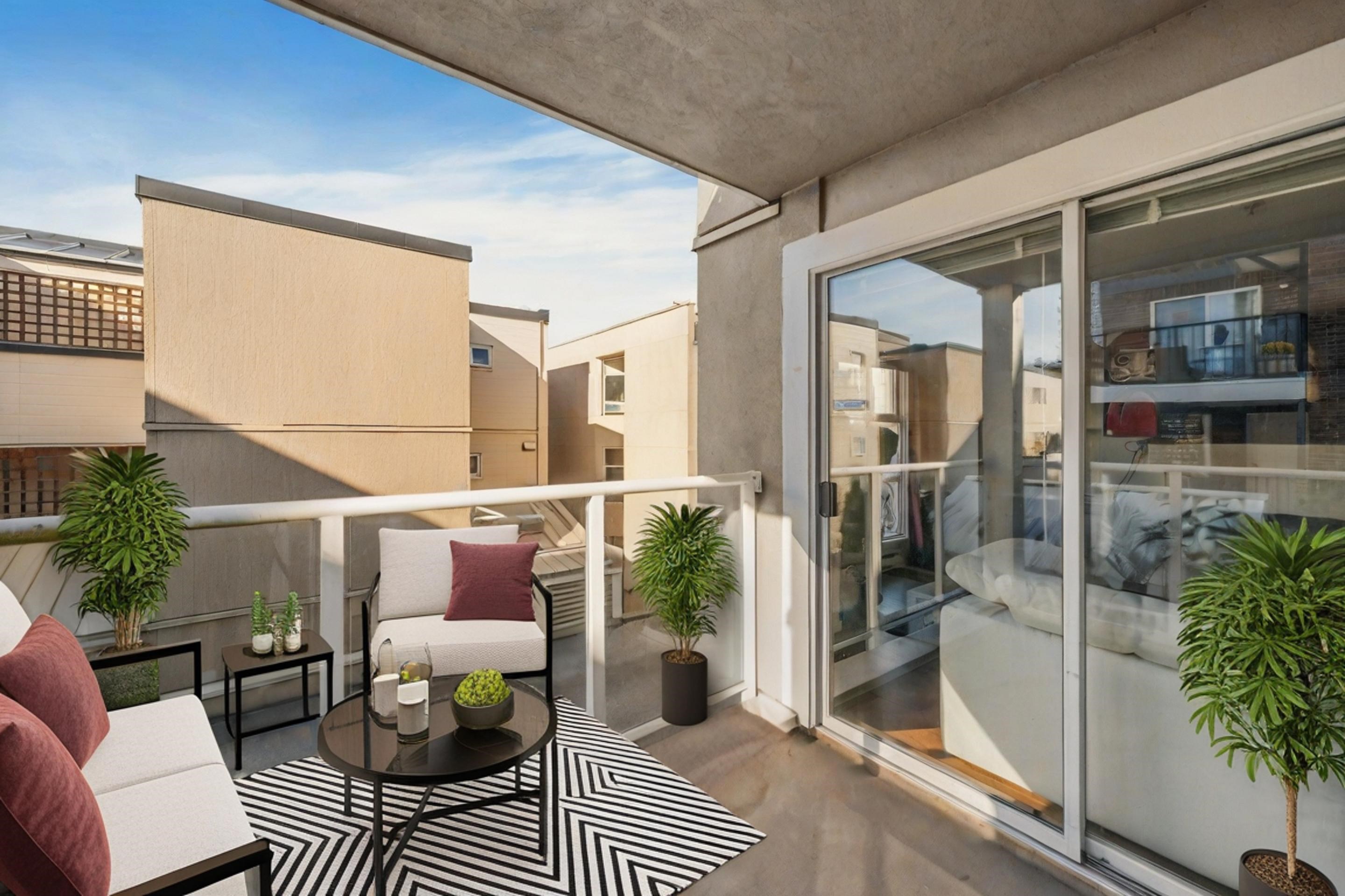 202 1333 W 7TH AVENUE Unit: 202