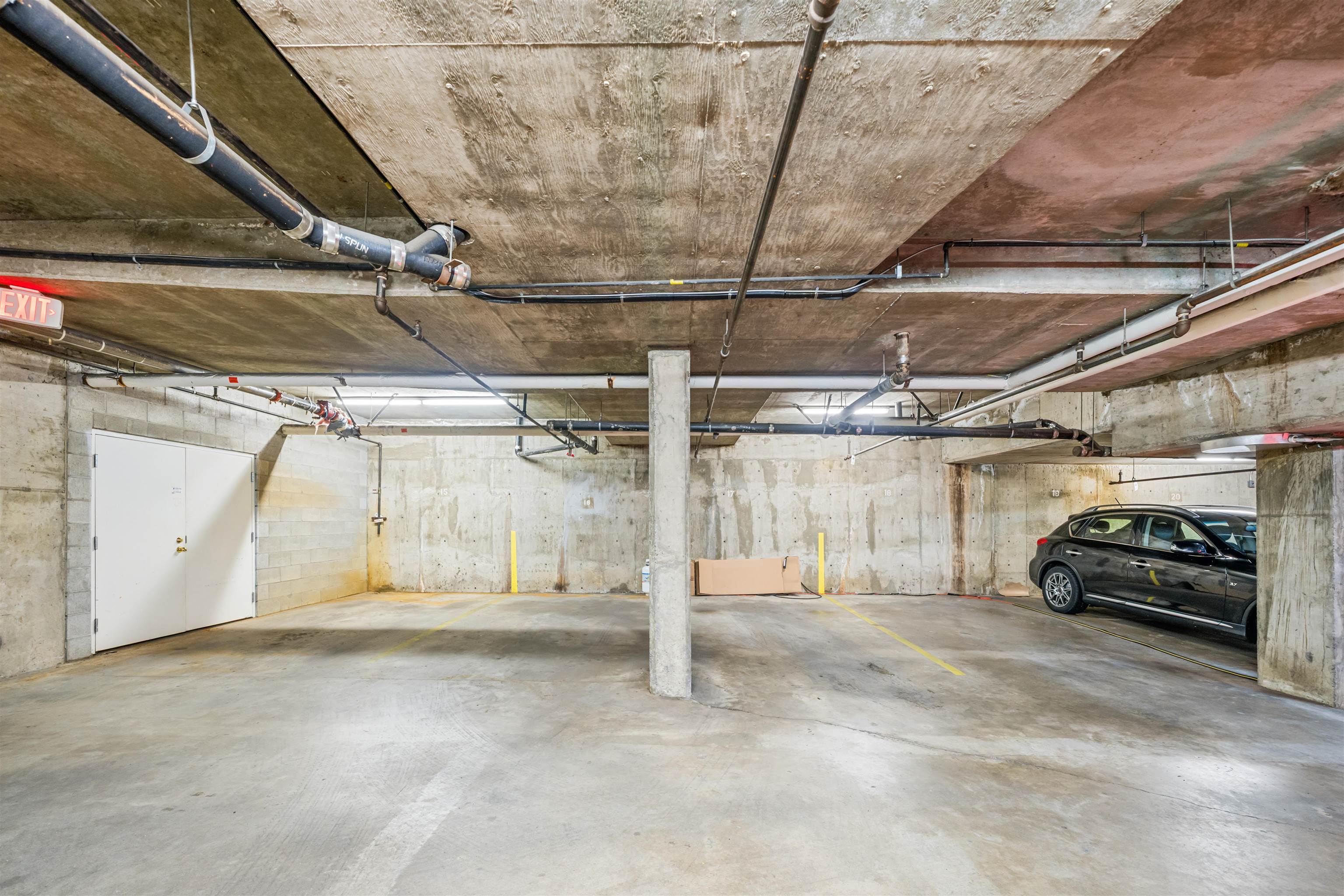 202 1333 W 7TH AVENUE Unit: 202