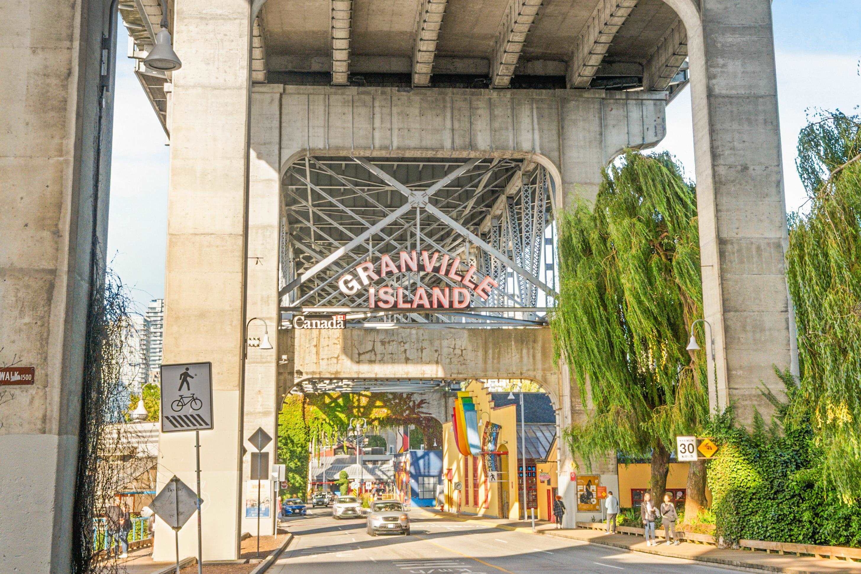 202 1333 W 7TH AVENUE Unit: 202