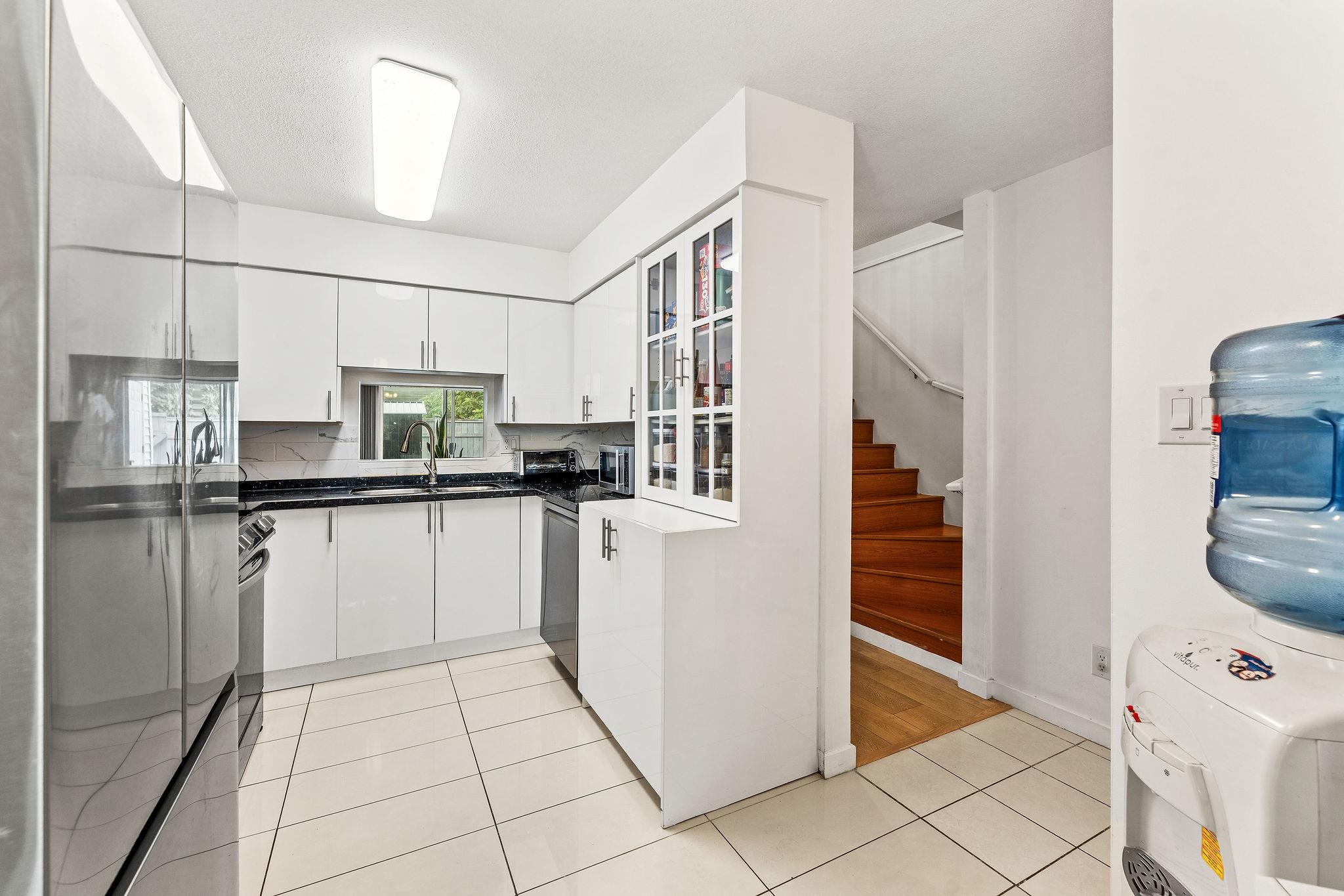 7 10980 NO. 2 ROAD Unit: 7