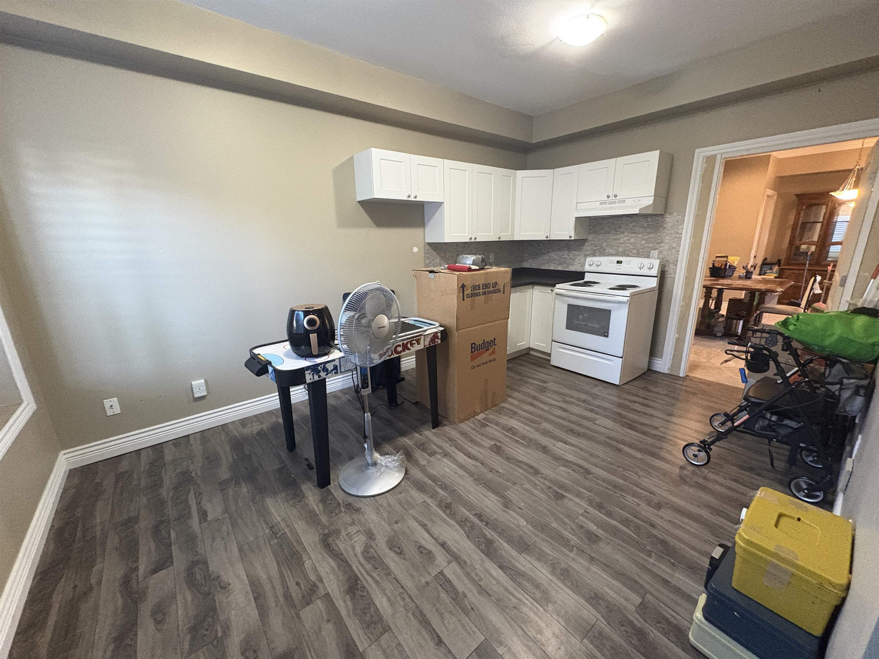 6916 CUNNINGHAM COURT