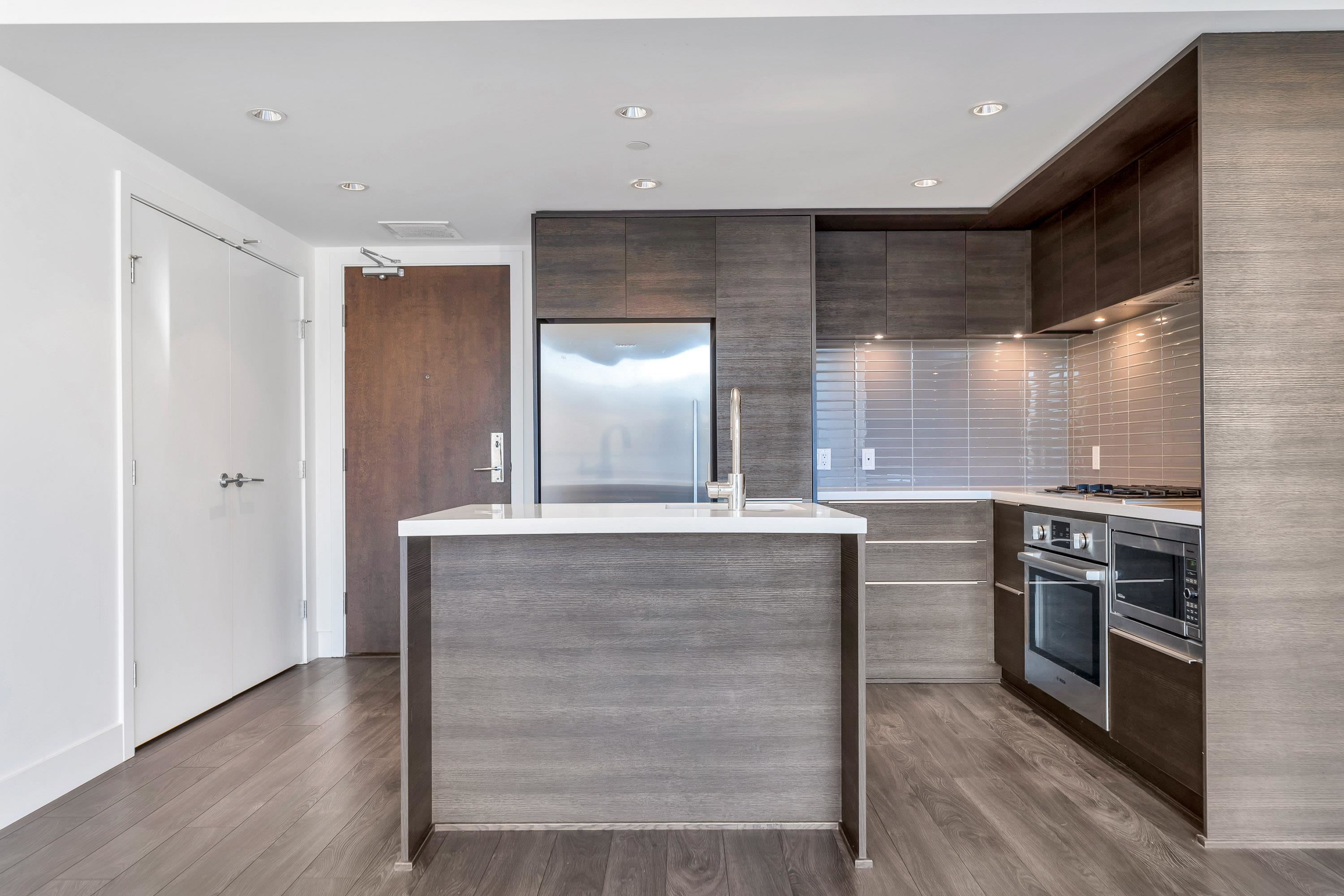 601 1550 FERN STREET Unit: 601