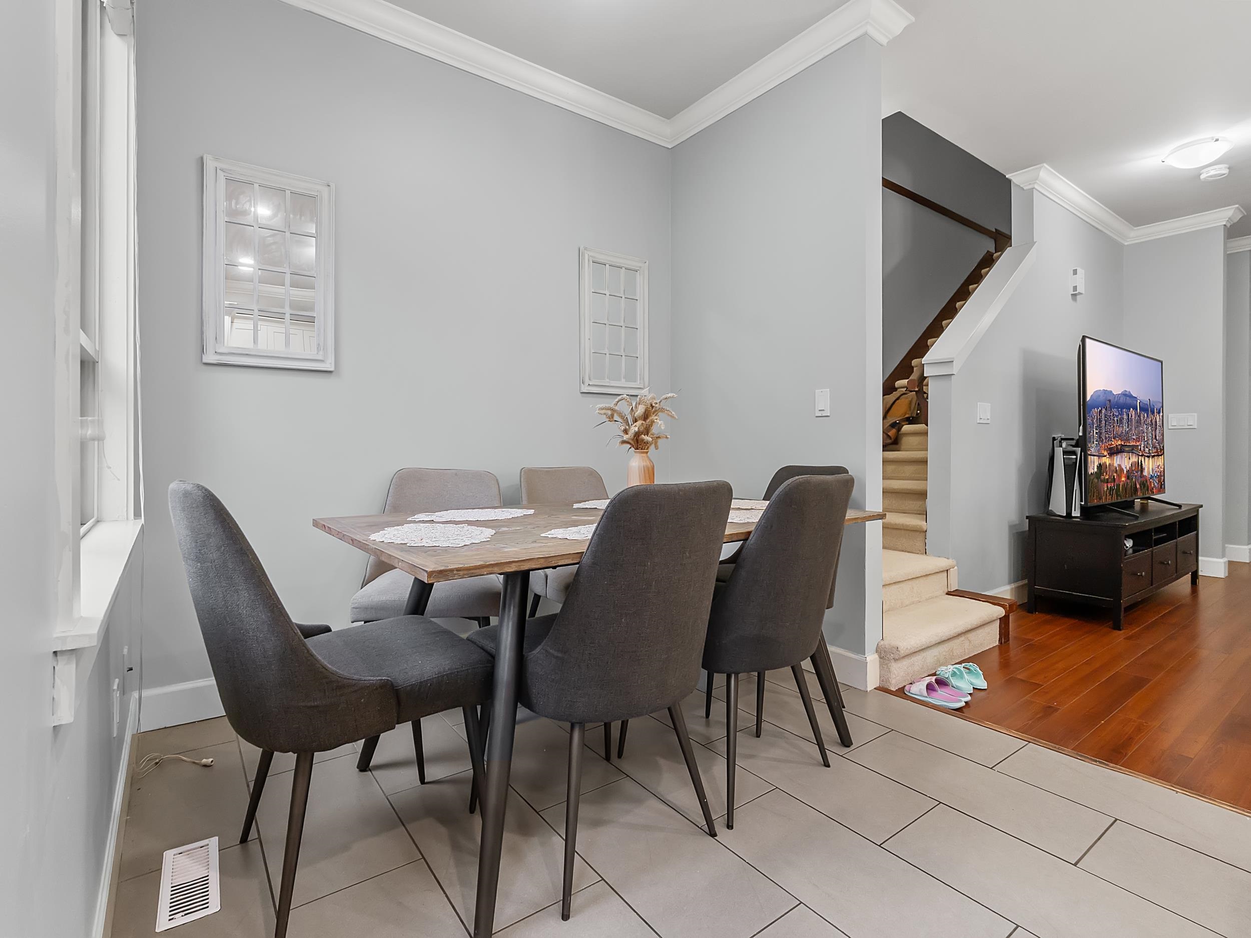 37 19560 68 AVENUE Unit: 37