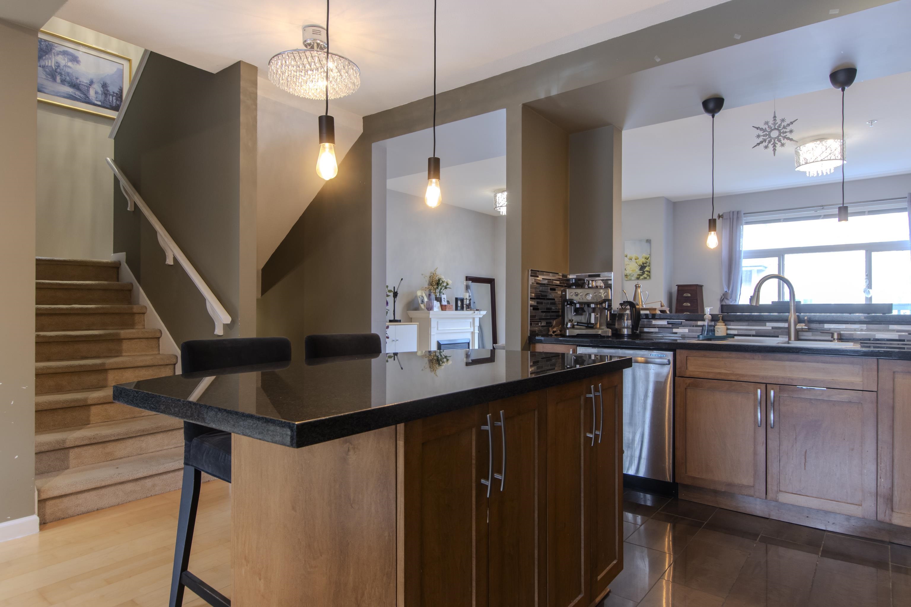 49 40632 GOVERNMENT ROAD Unit: 49