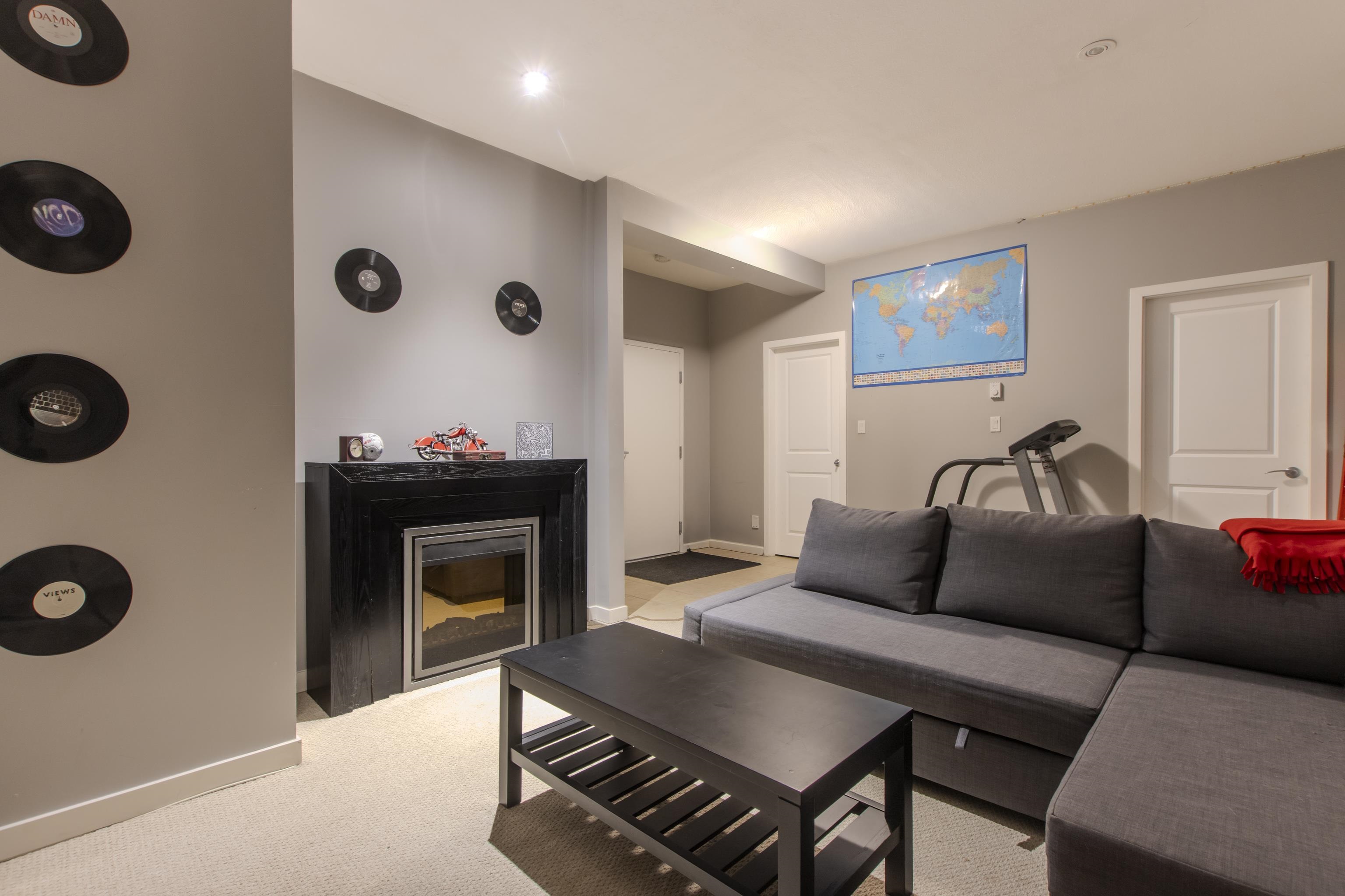 49 40632 GOVERNMENT ROAD Unit: 49