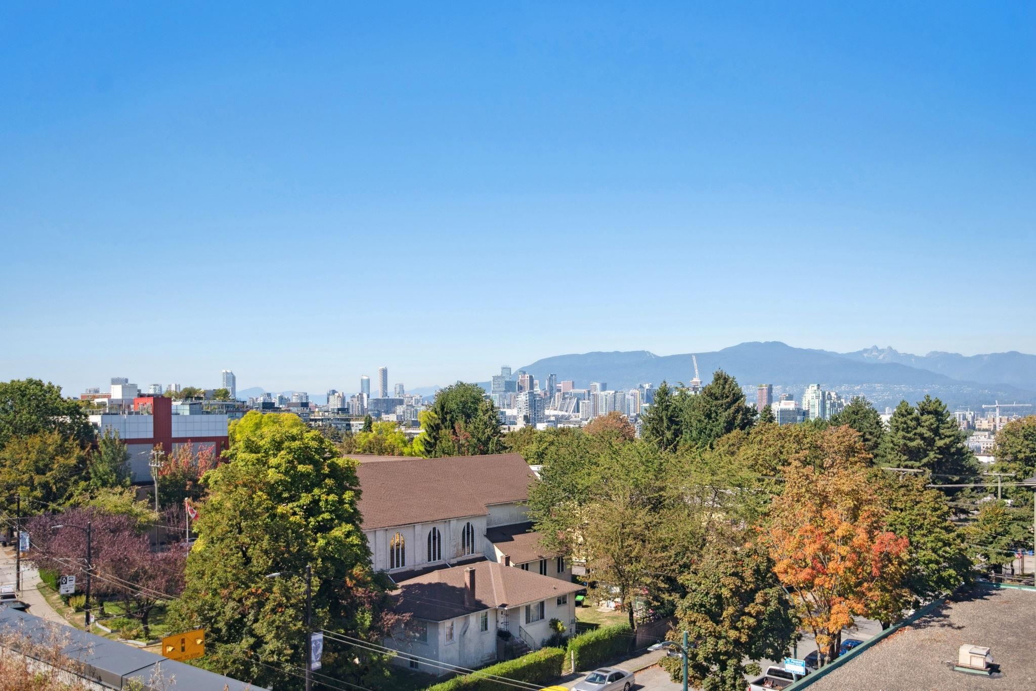 321 2520 GUELPH STREET Unit: 321