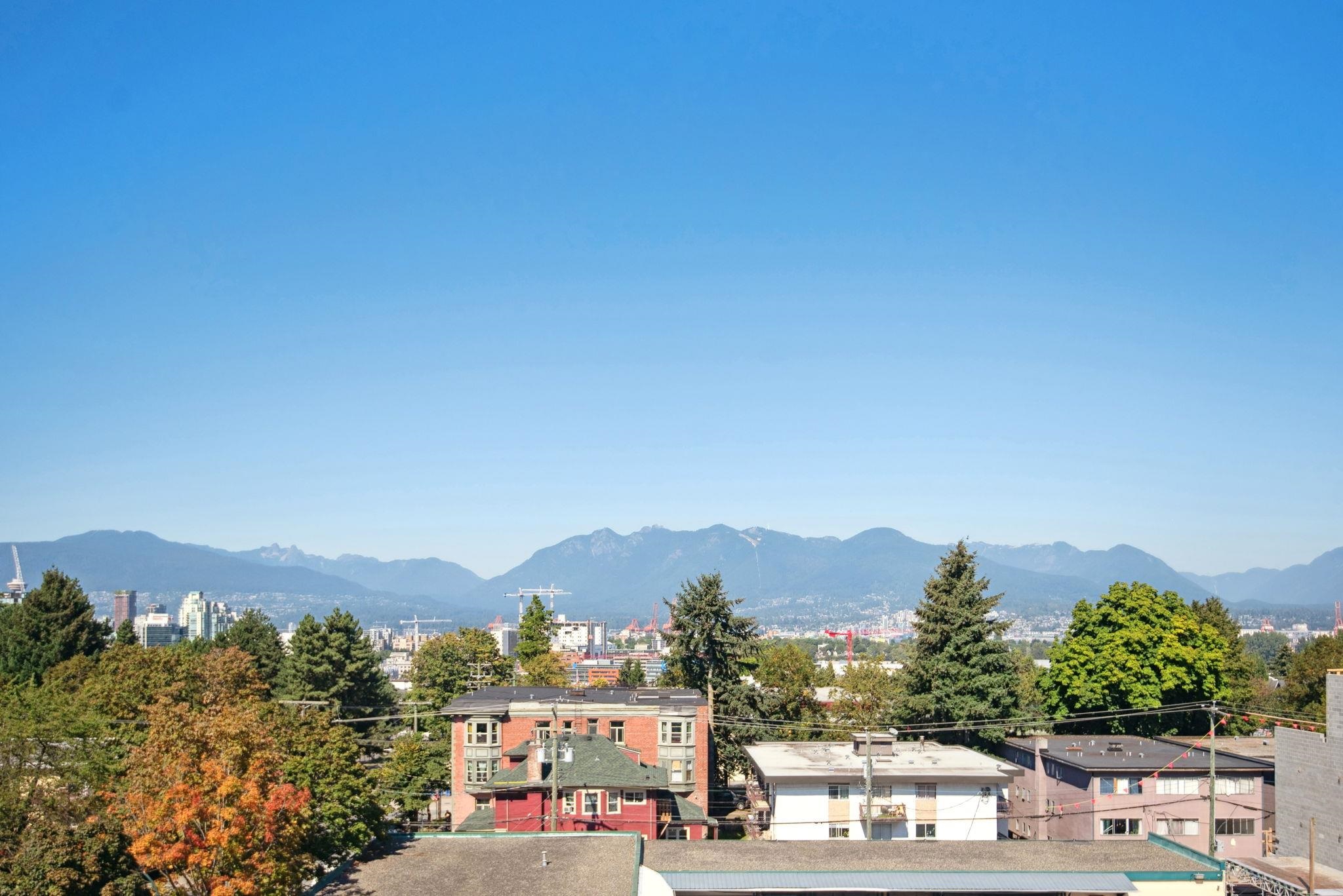 321 2520 GUELPH STREET Unit: 321