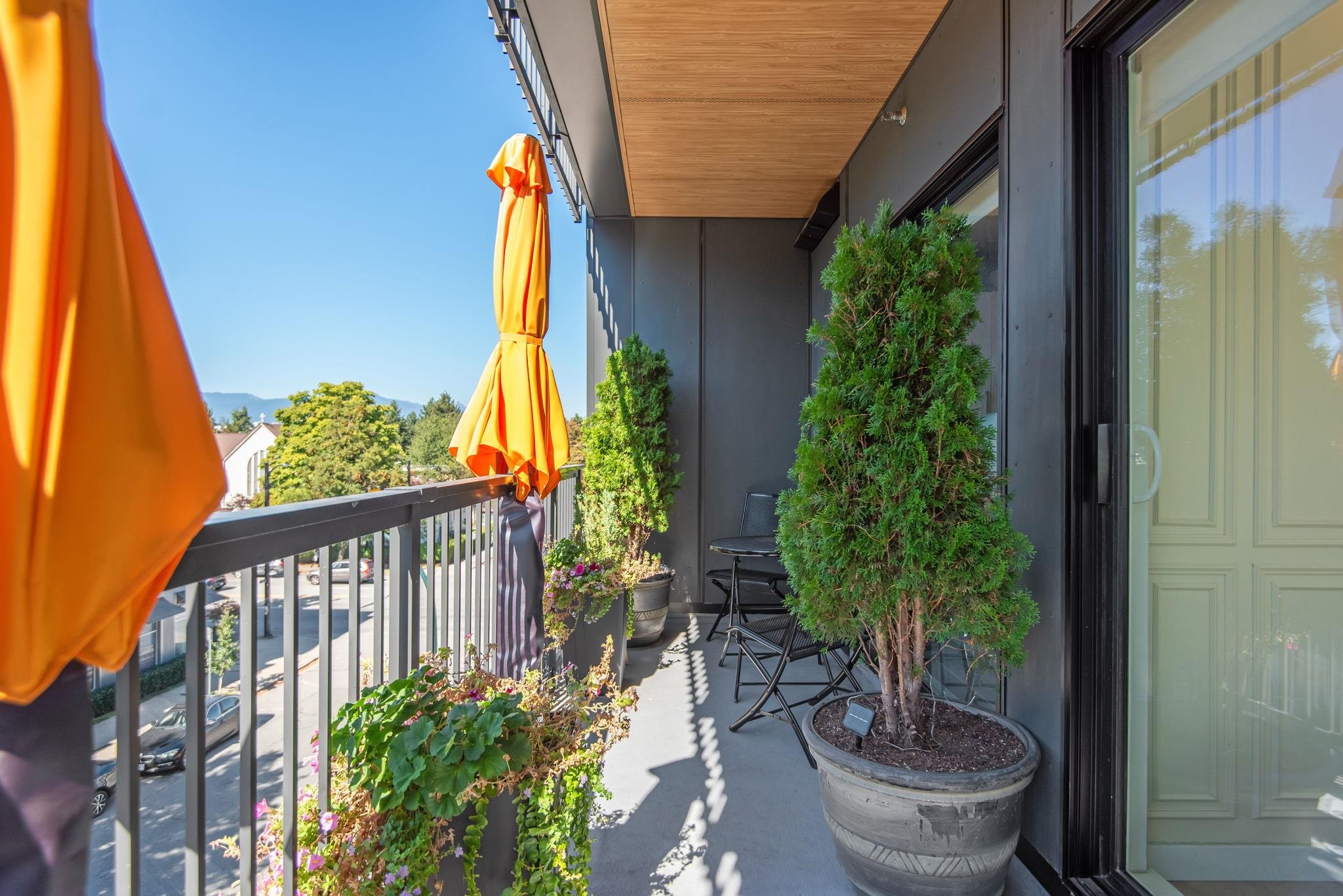 321 2520 GUELPH STREET Unit: 321