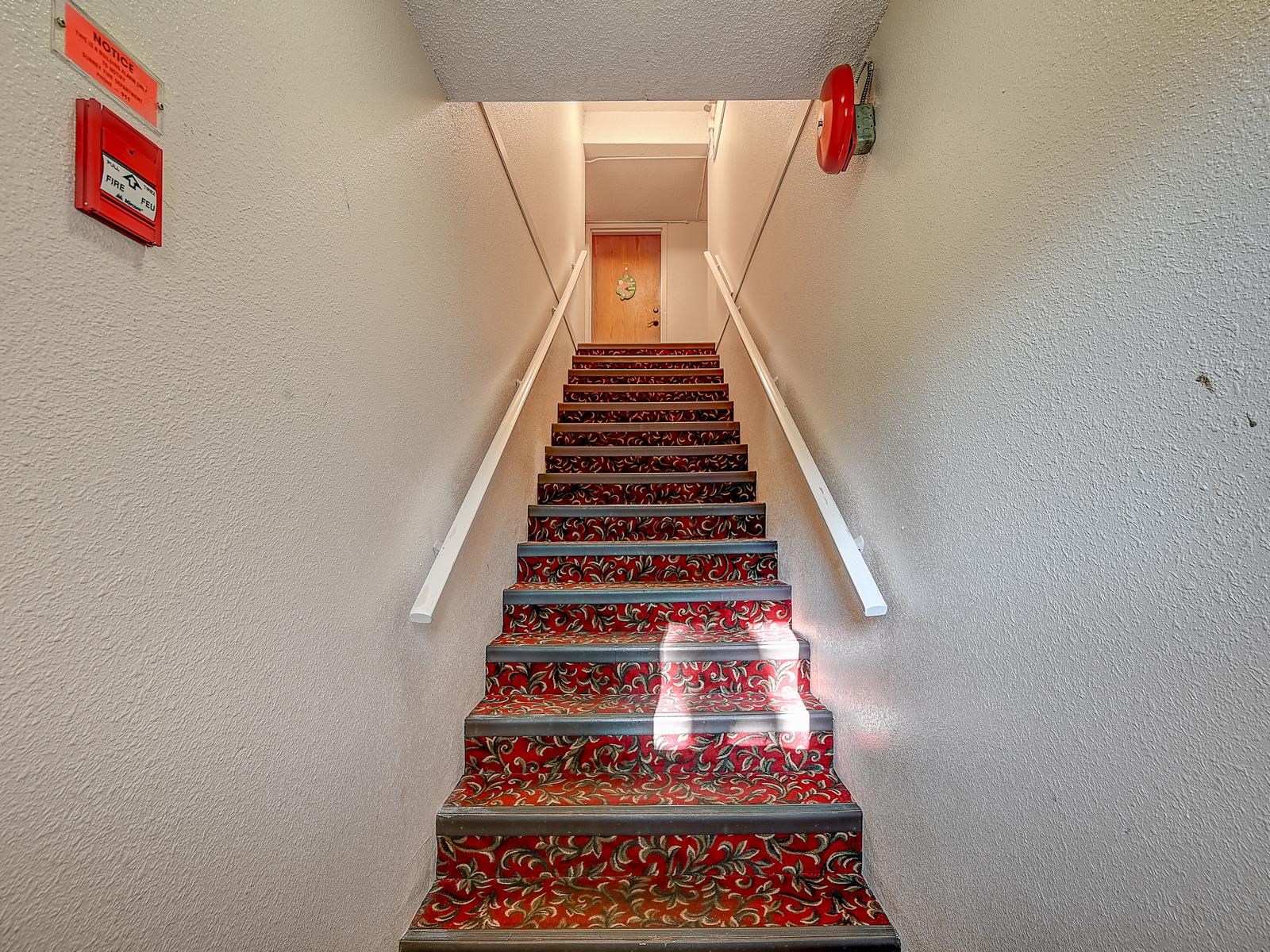 202 7095 133B STREET Unit: 202