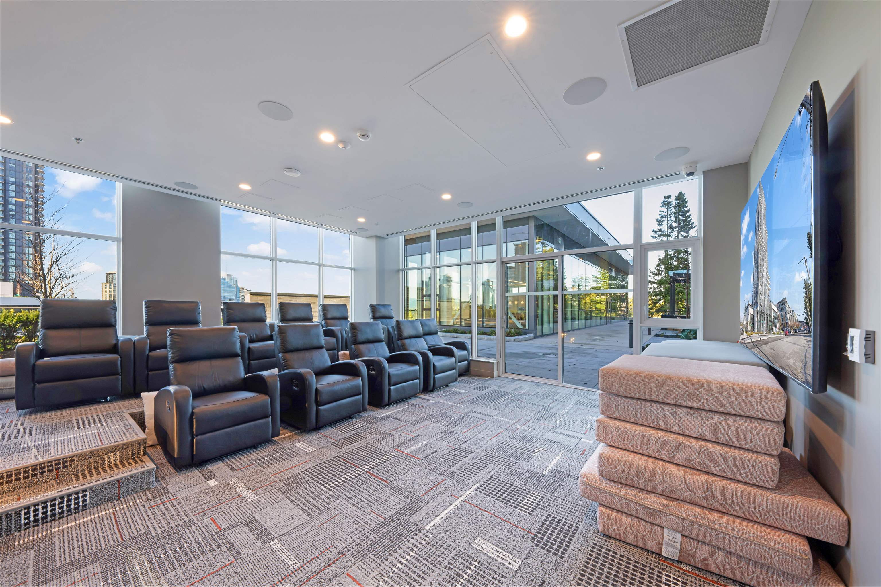 402 13675 107A STREET Unit: 402