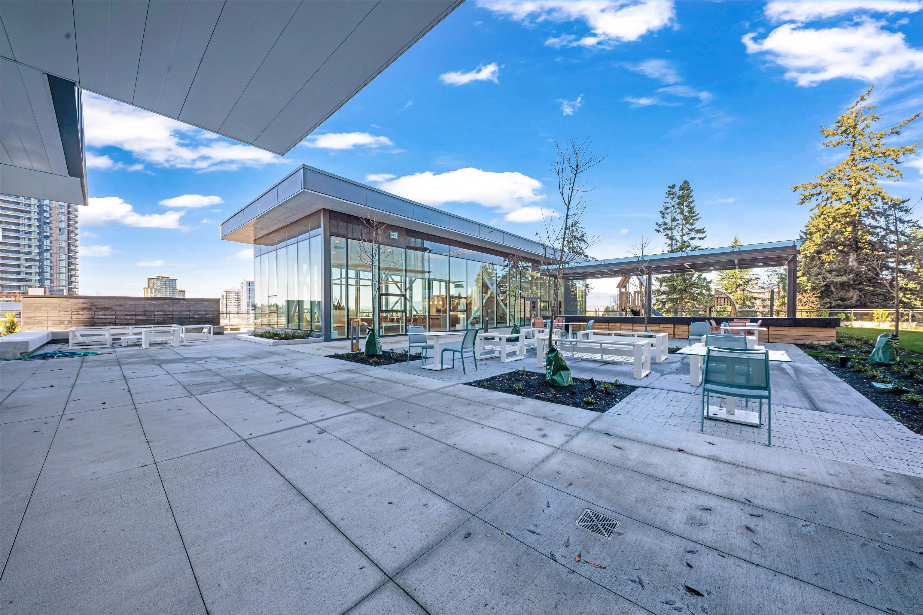 402 13675 107A STREET Unit: 402