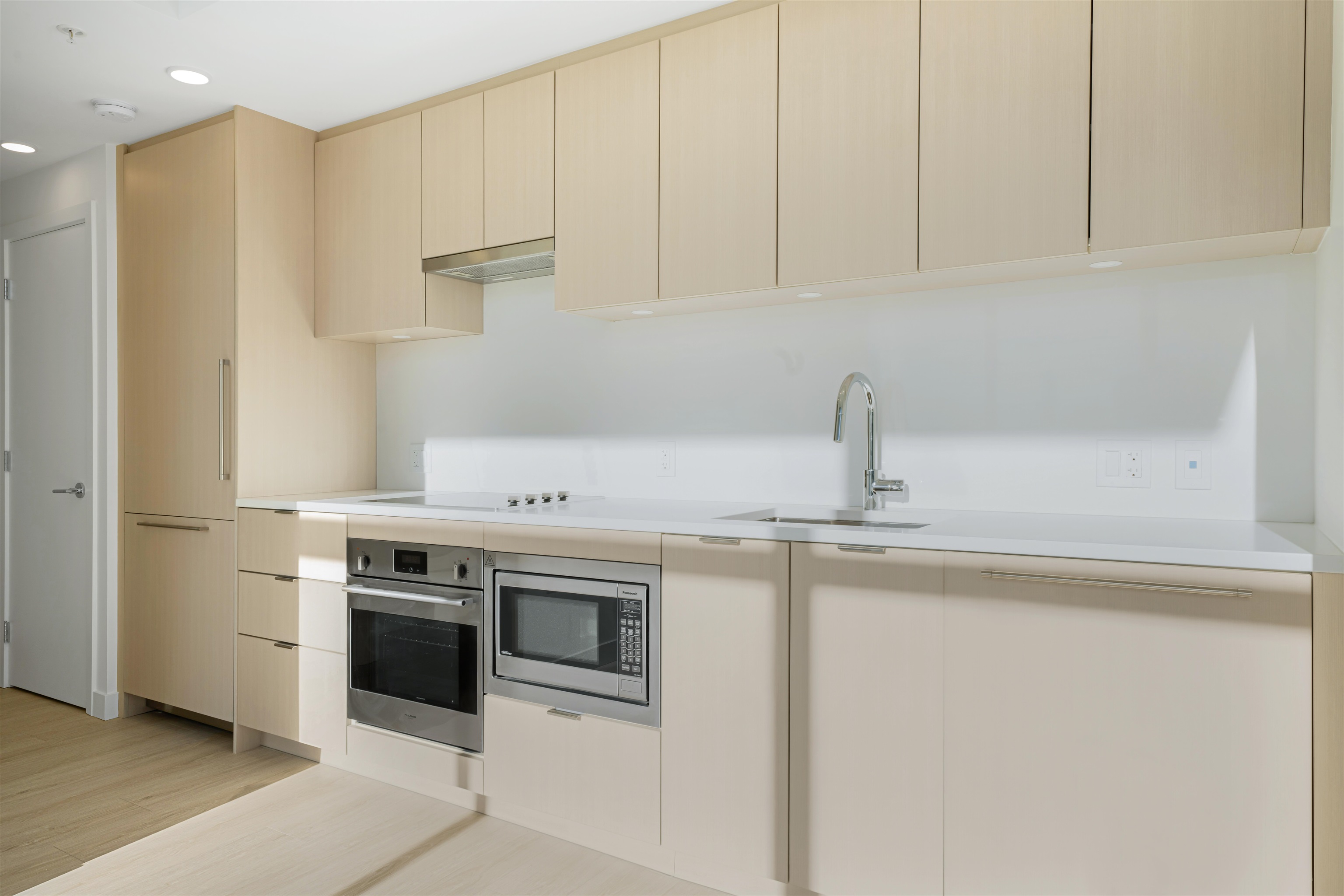 402 13675 107A STREET Unit: 402