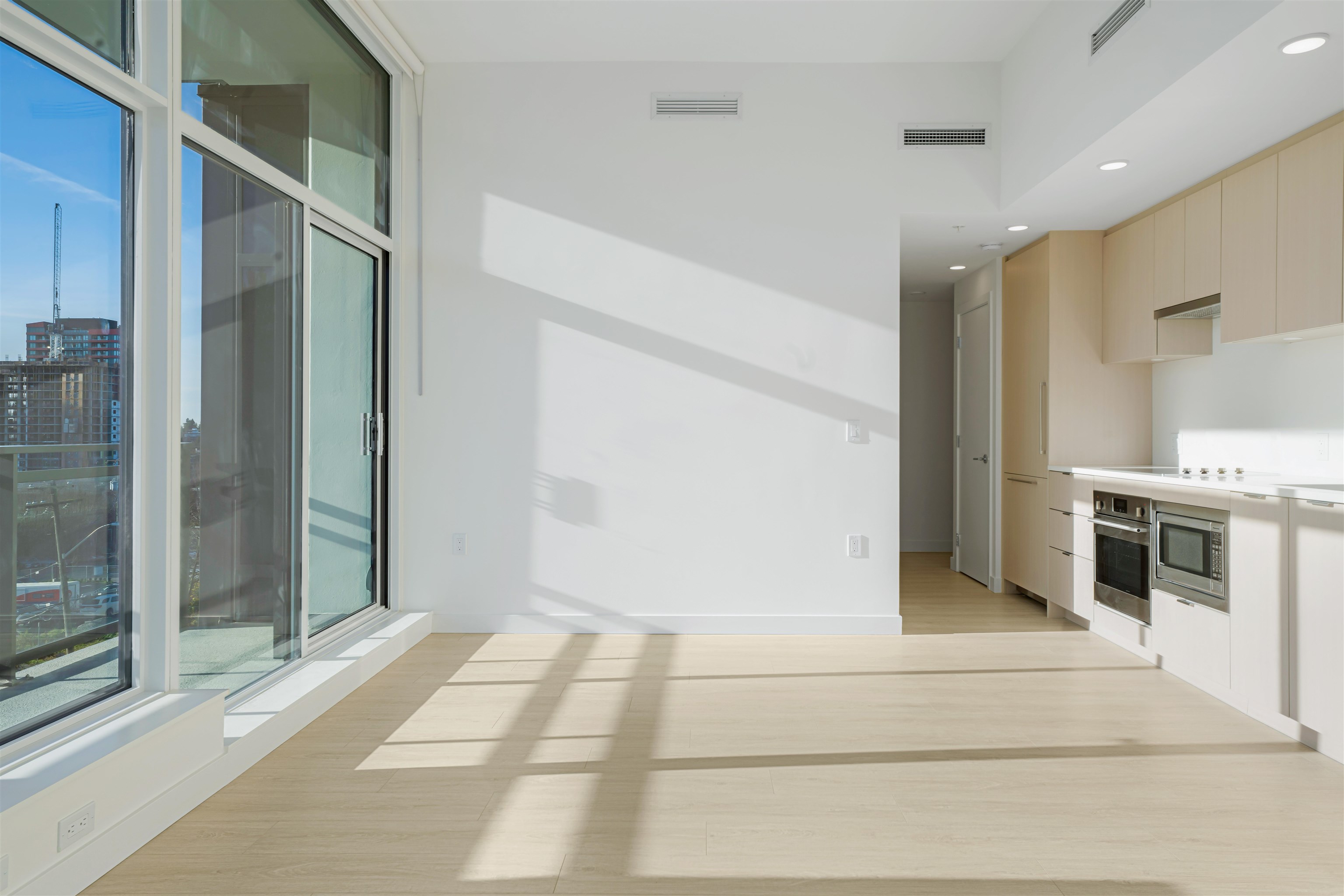 402 13675 107A STREET Unit: 402