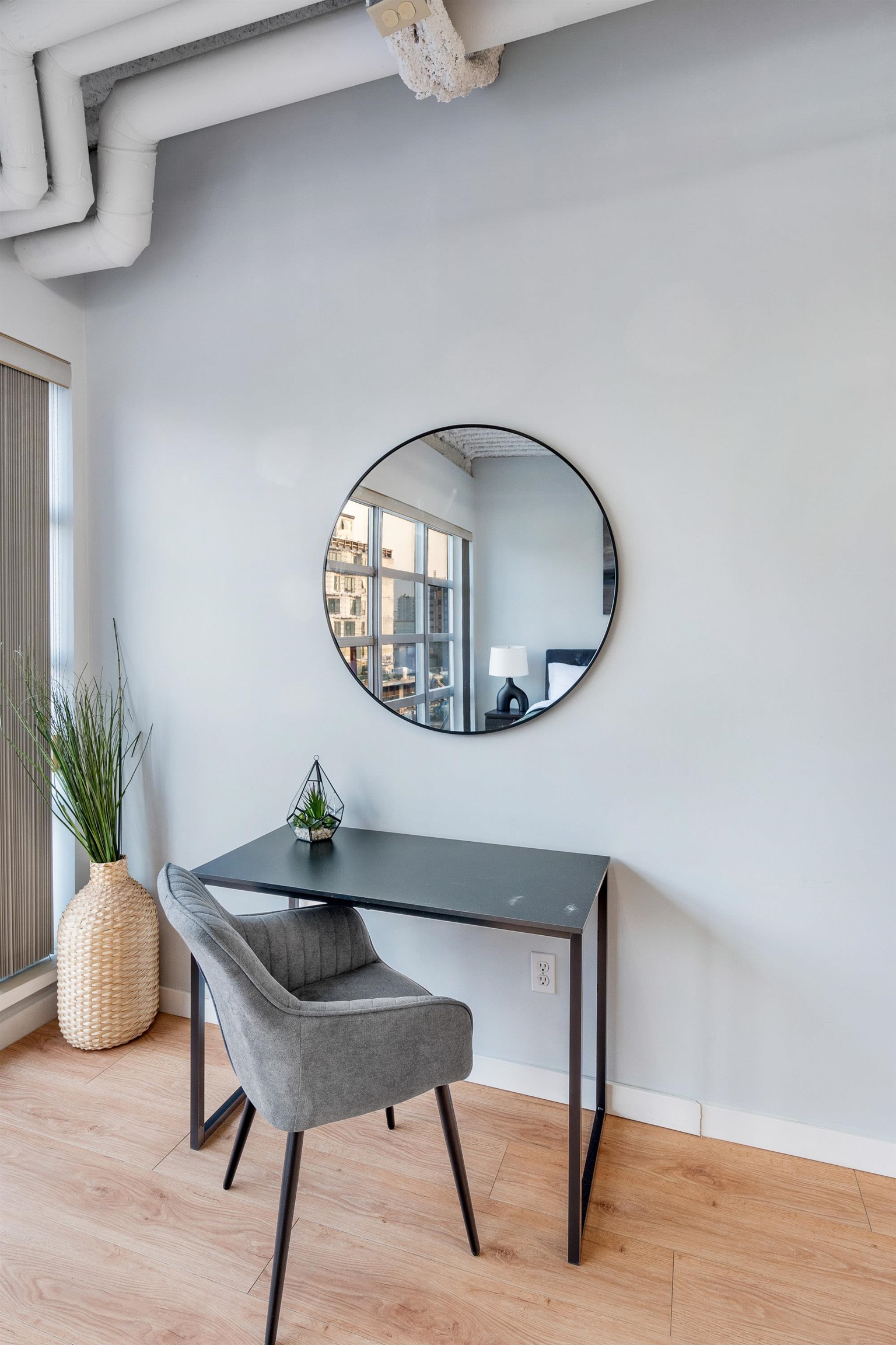 306 350 E 2ND AVENUE Unit: 306