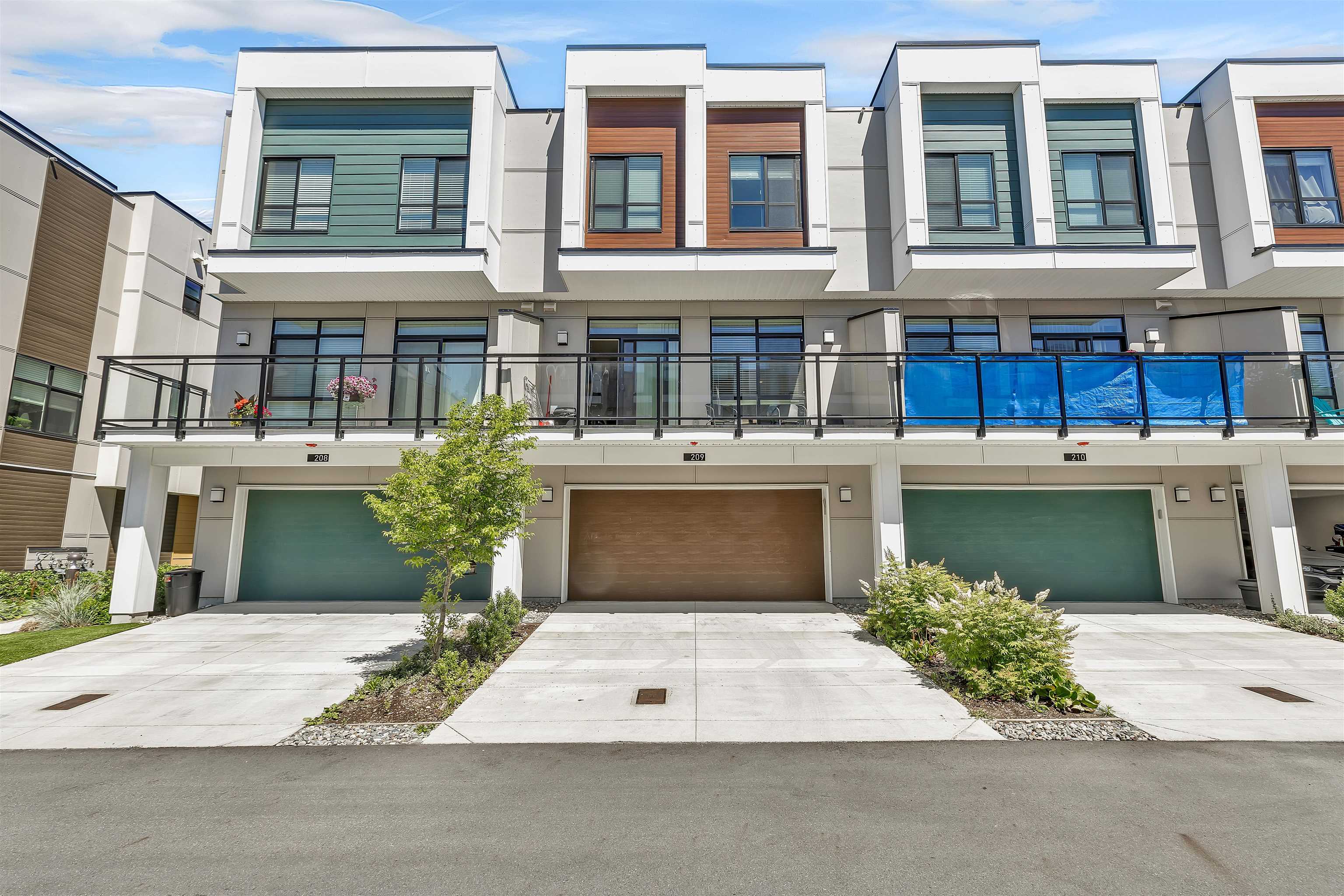 209 46150 THOMAS ROAD Unit: 209