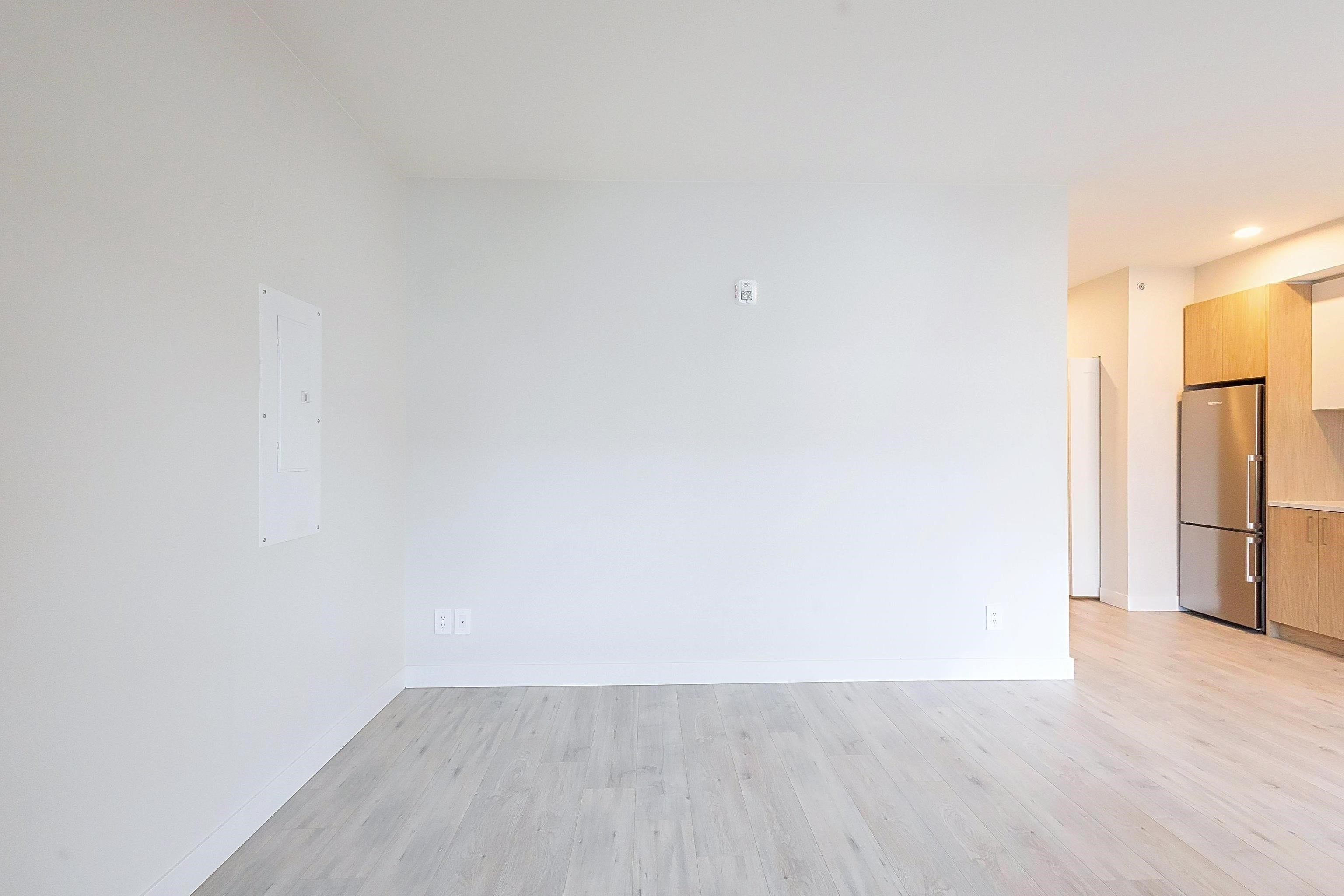 406 5535 HASTINGS STREET Unit: 406