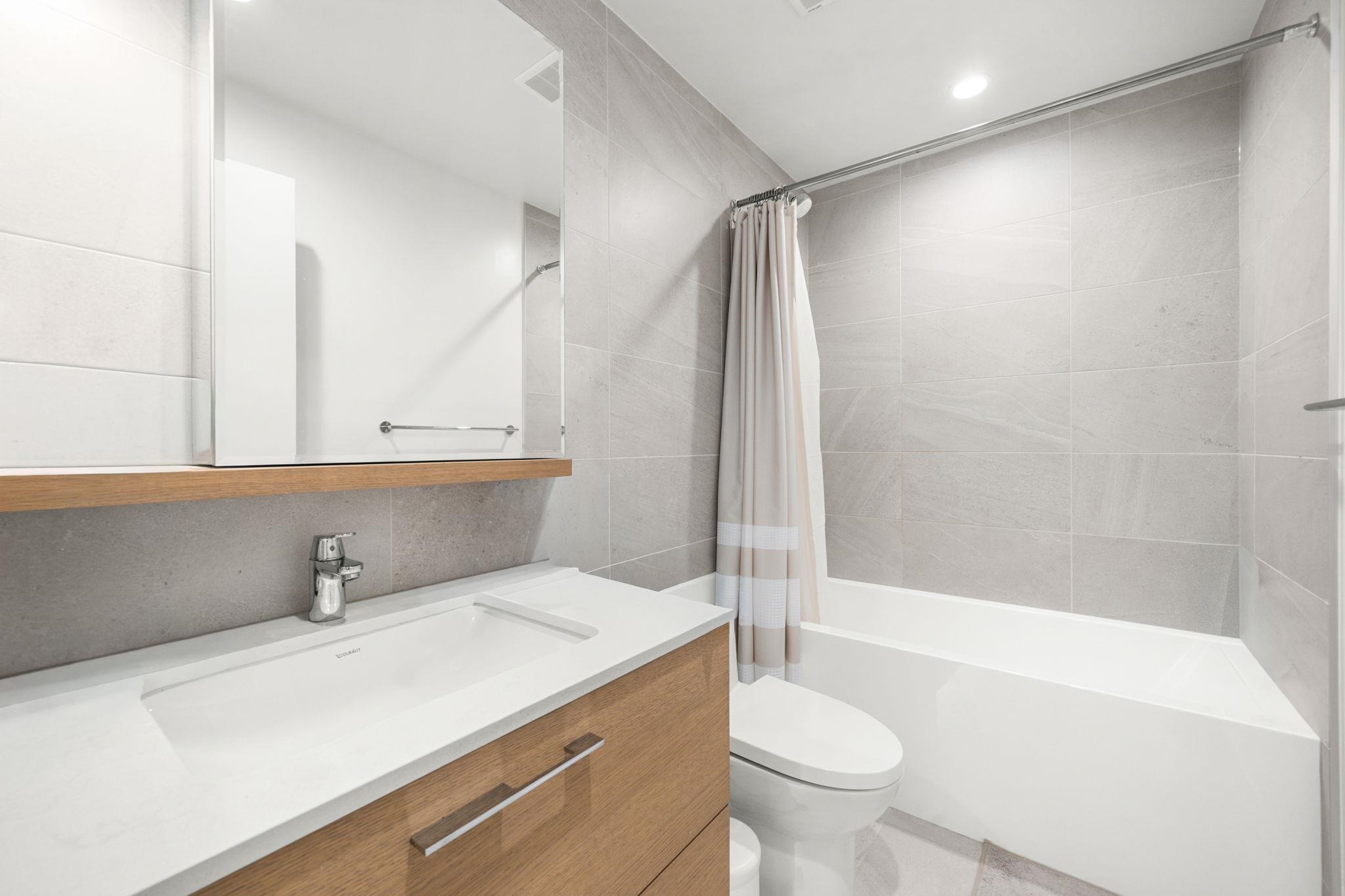 2607 2181 MADISON AVENUE Unit: 2607