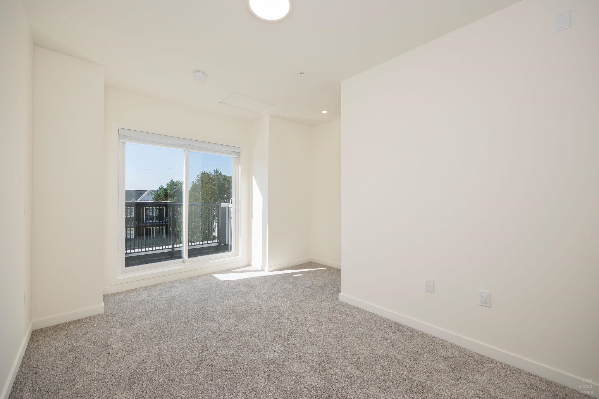 8 6929 BALMORAL STREET Unit: 8