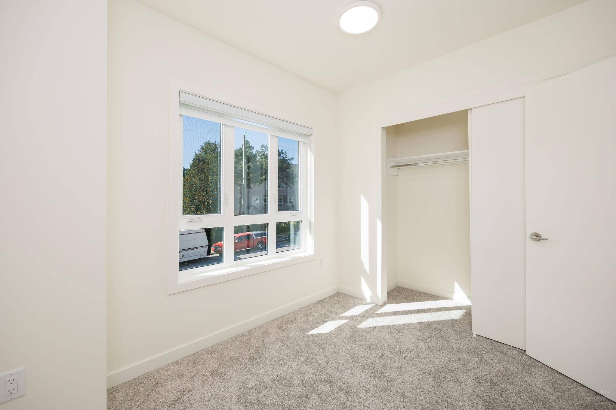 8 6929 BALMORAL STREET Unit: 8