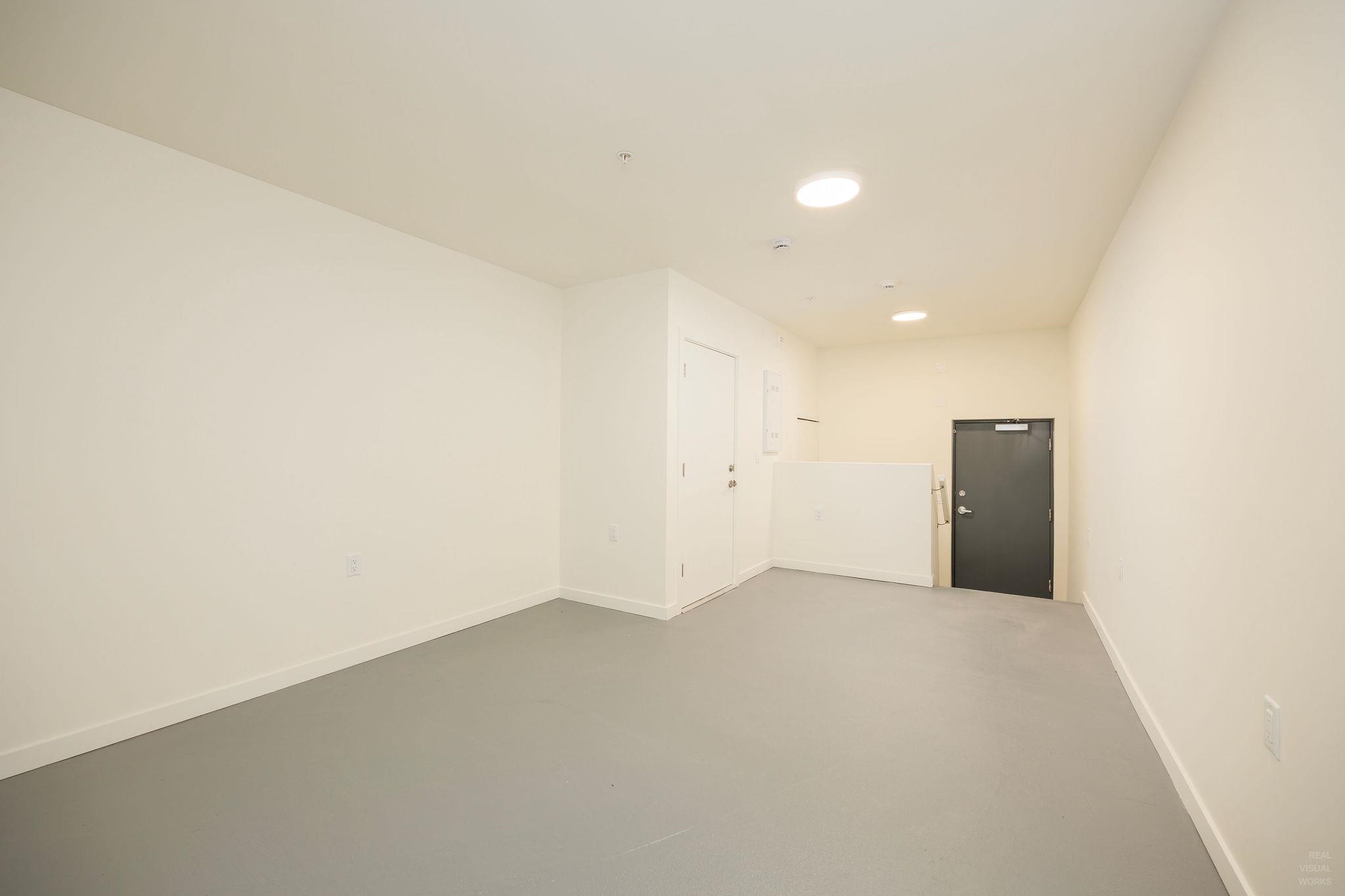 8 6929 BALMORAL STREET Unit: 8