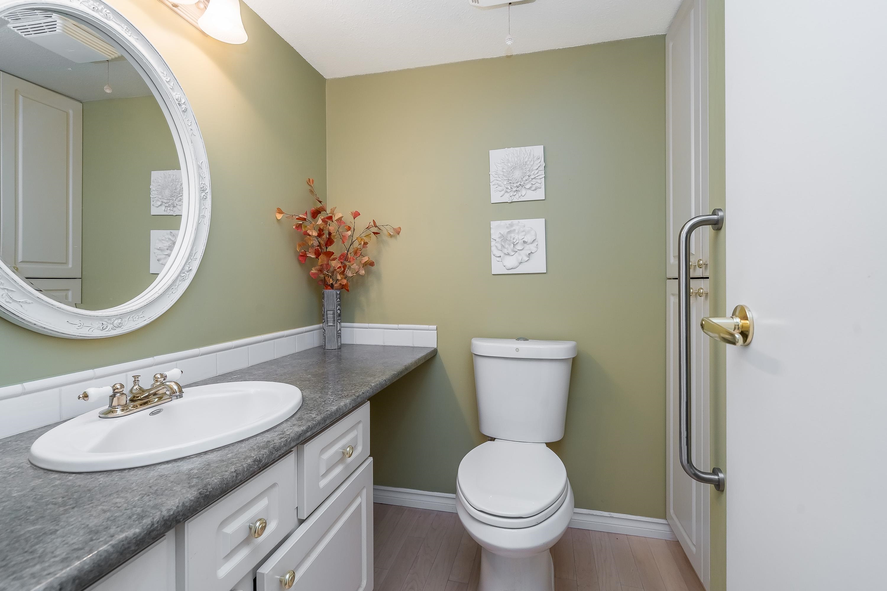 112 15275 19 AVENUE Unit: 112